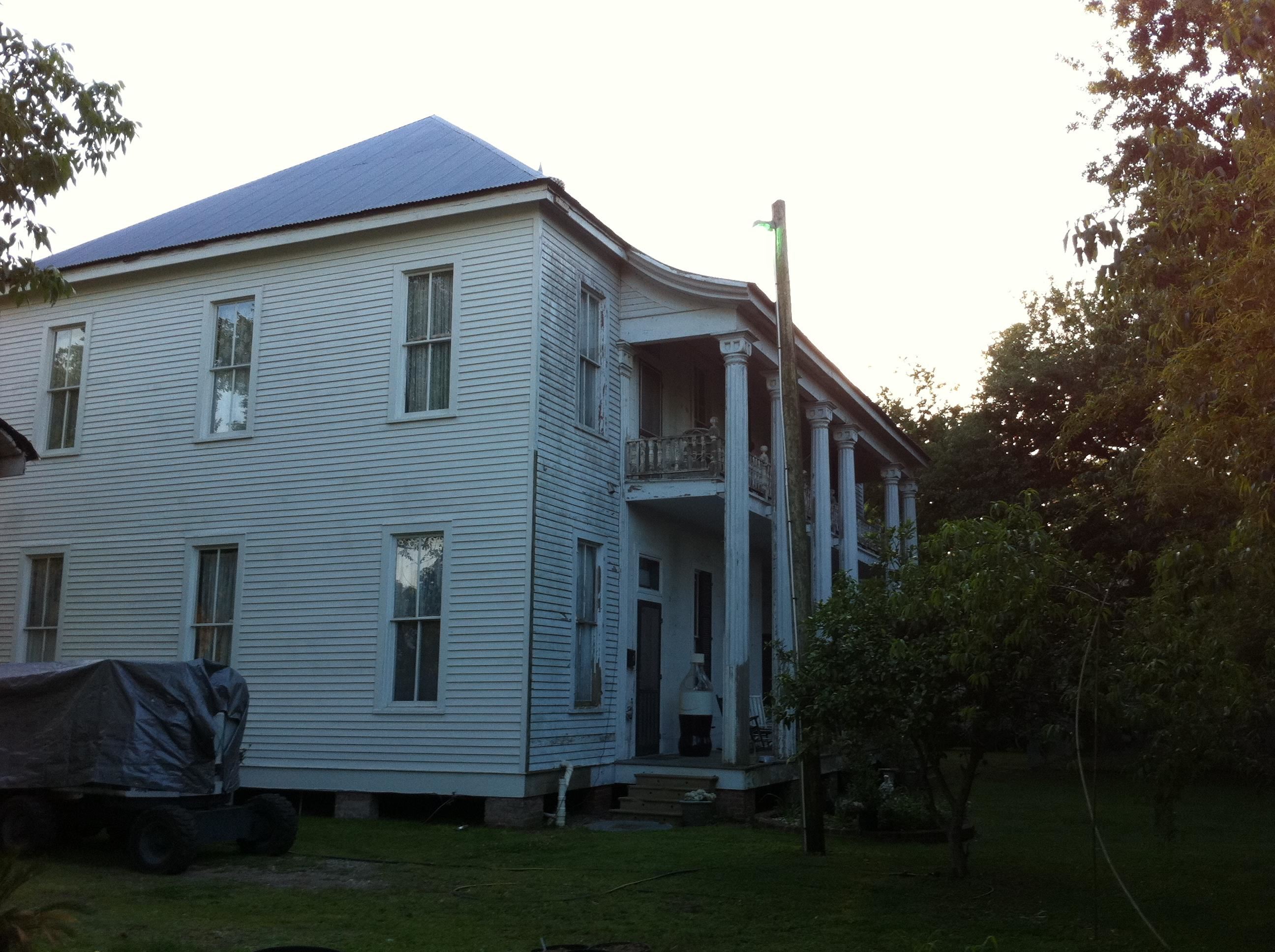 10400 Hwy 182
