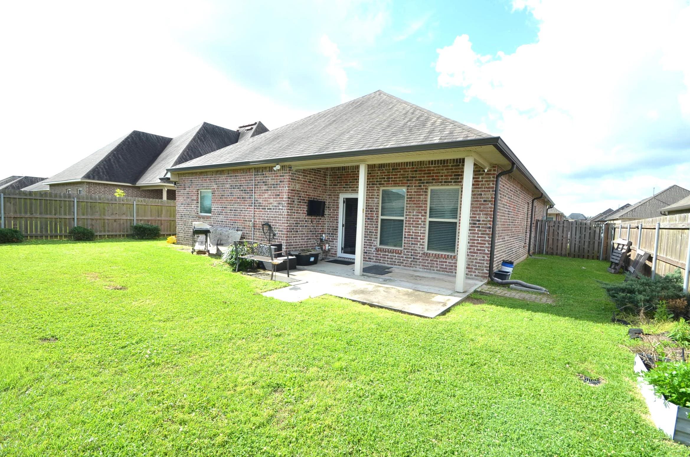 125 Red Maple Dr