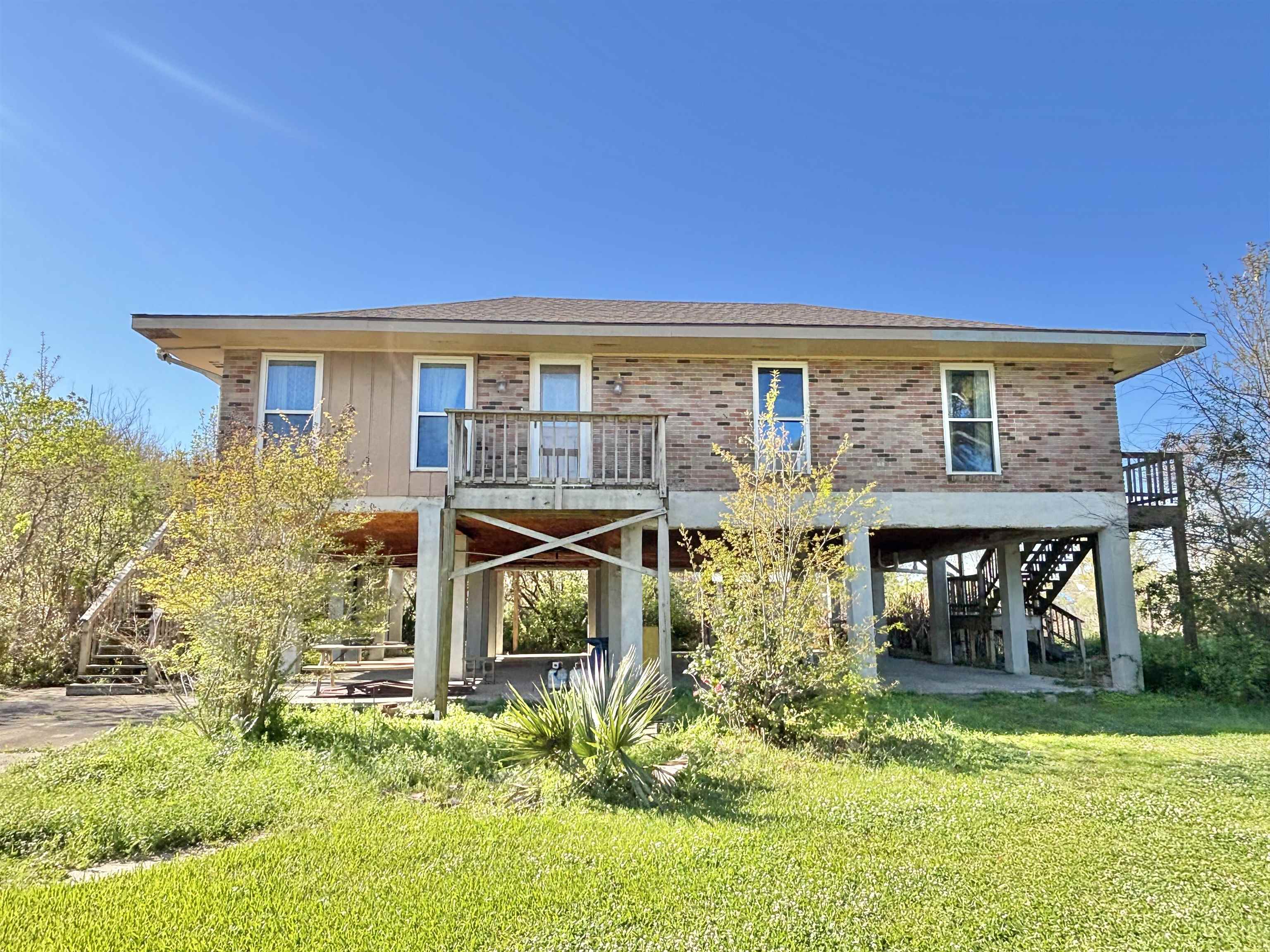 106 Hillary Ct
