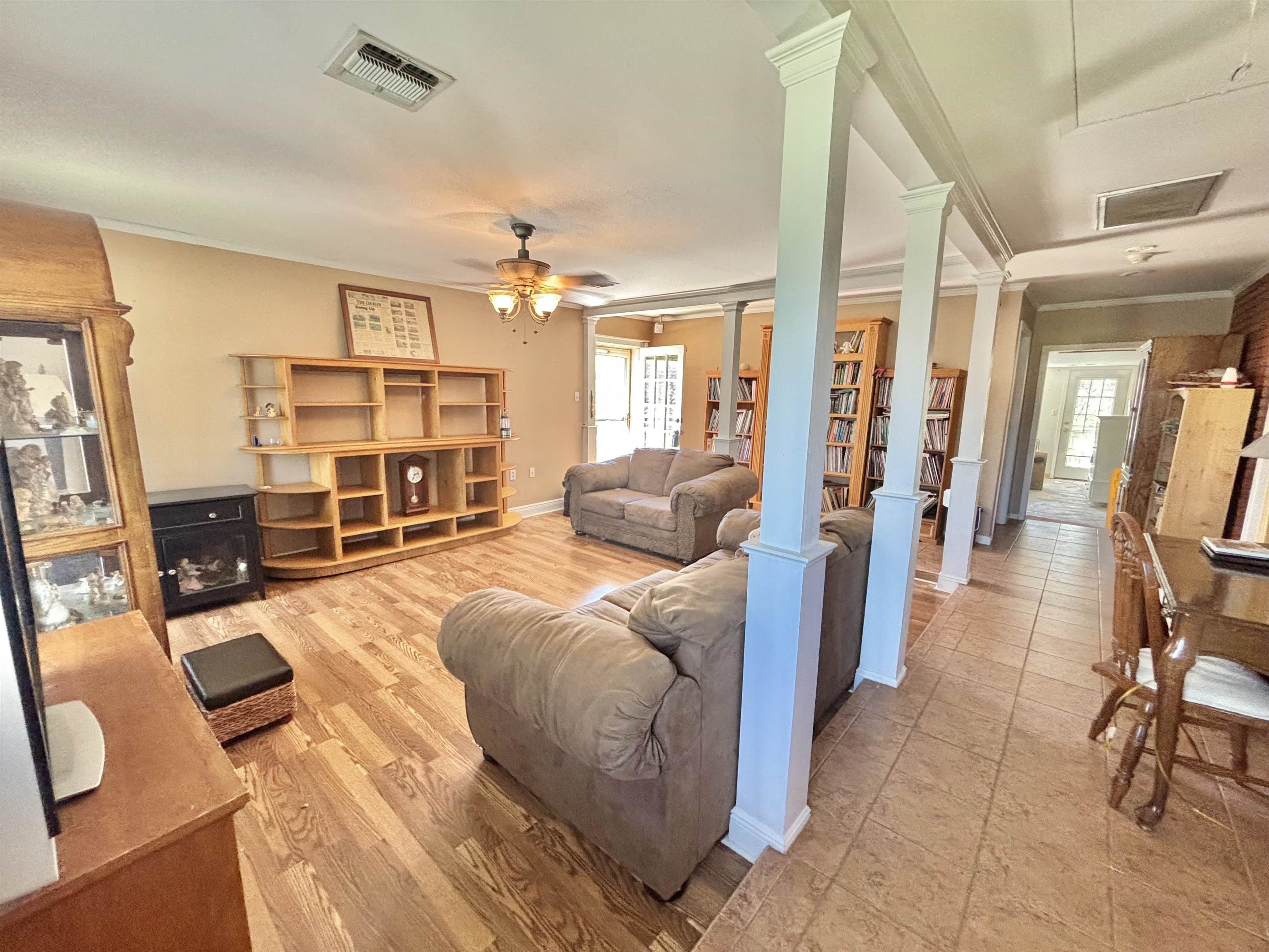 106 Hillary Ct