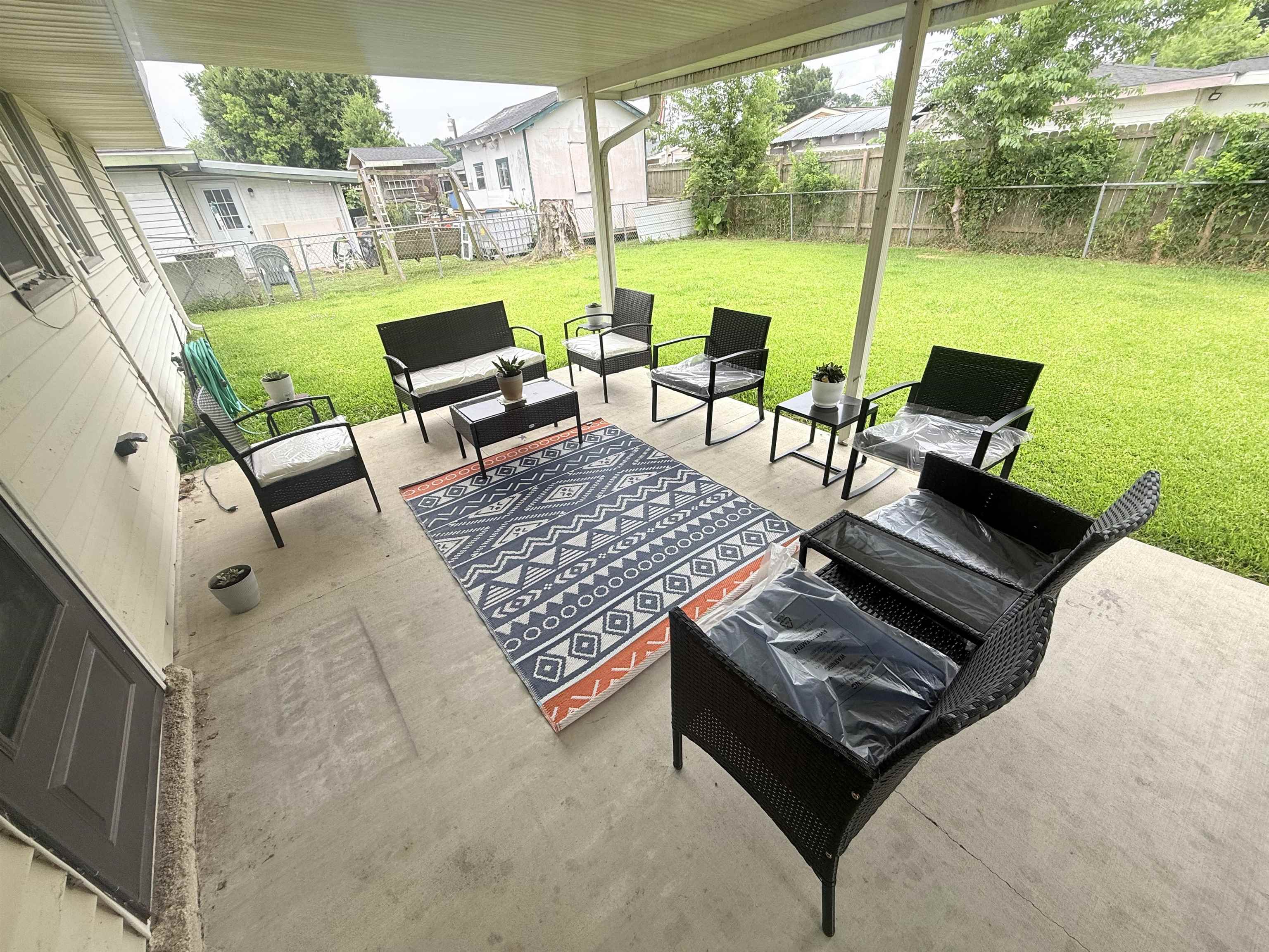 415 Elysian Dr