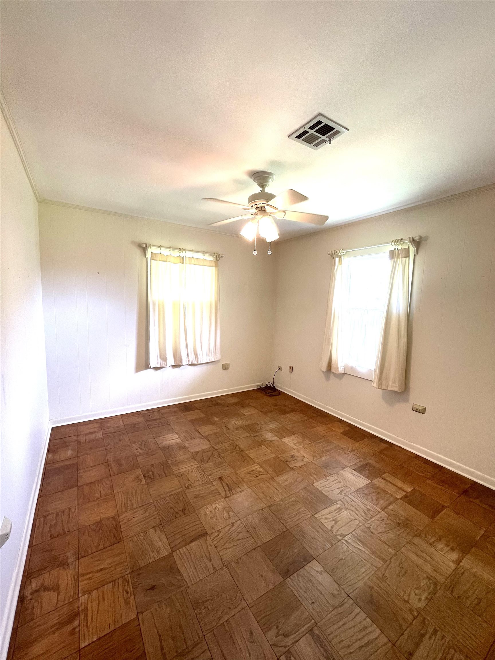 807 Wright Ave