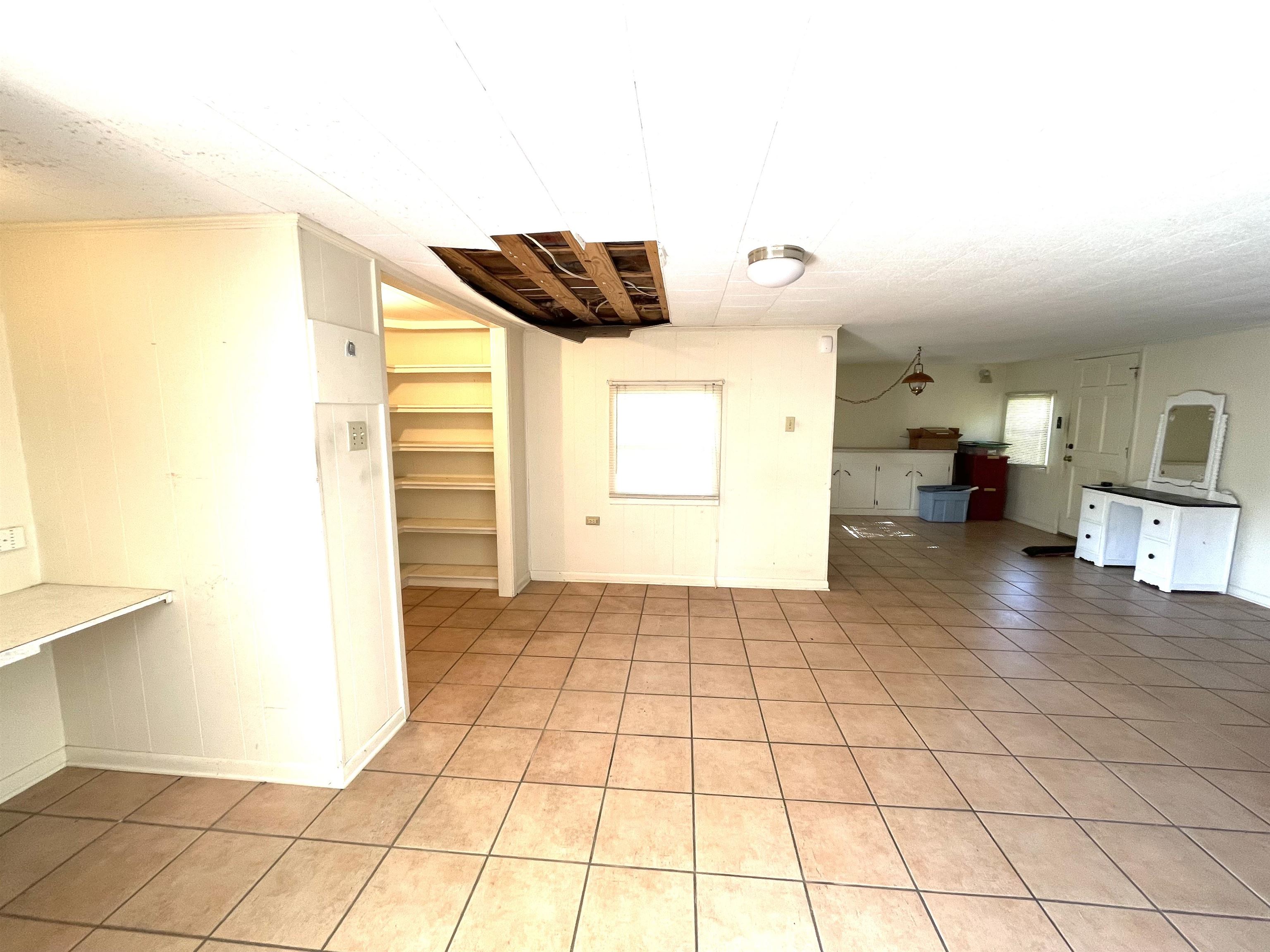 807 Wright Ave