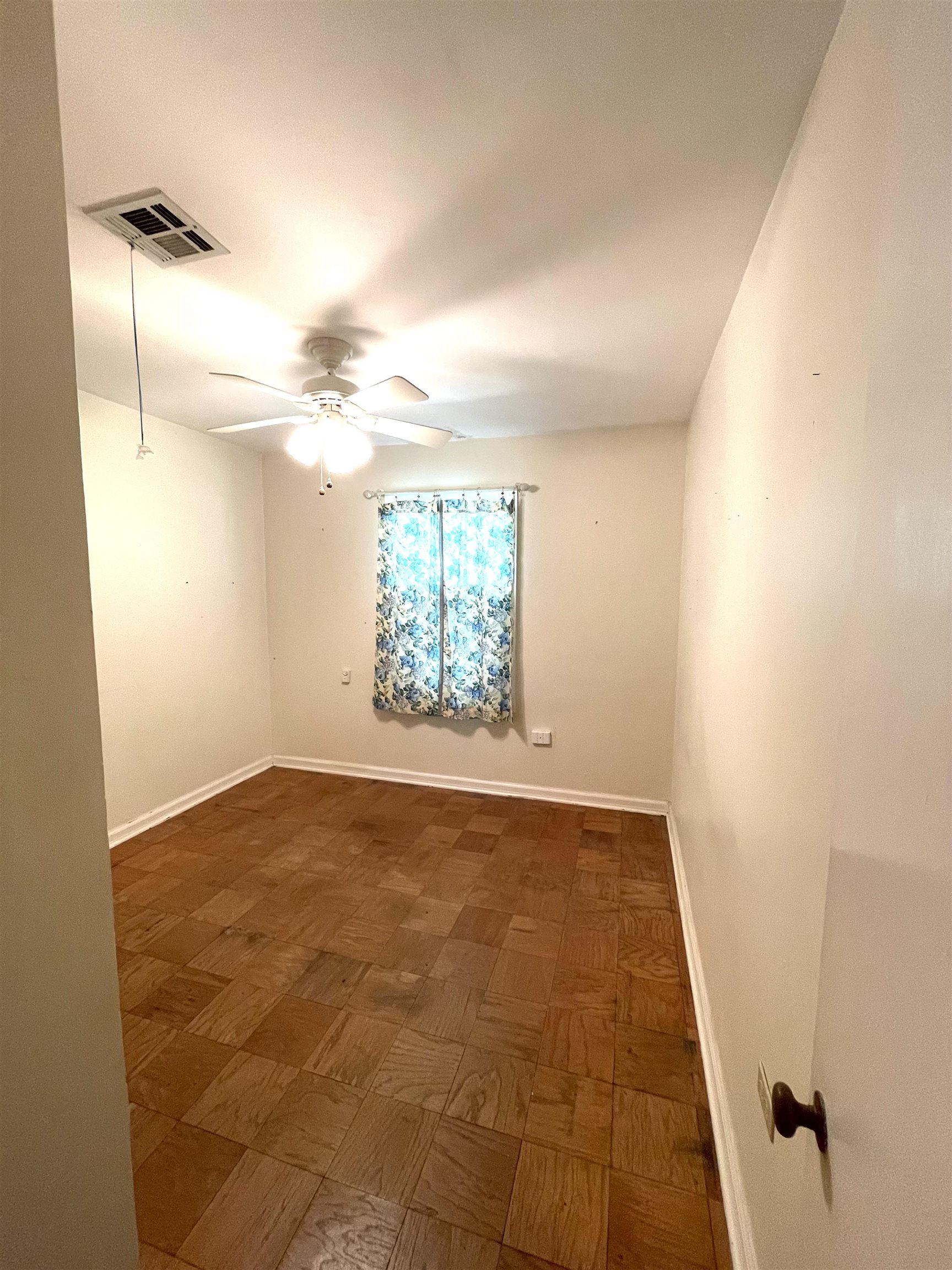 807 Wright Ave