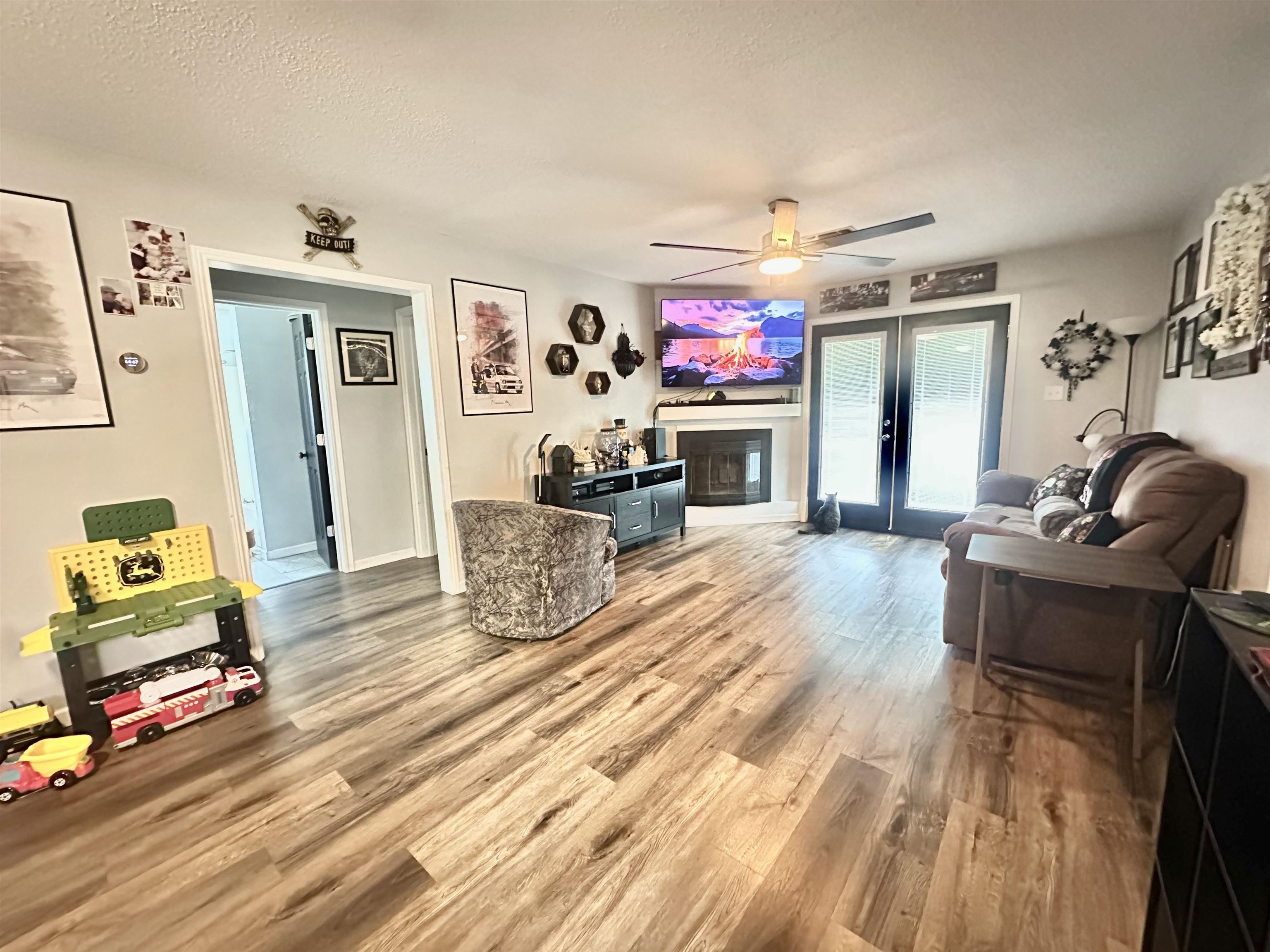 160 Rodriguez Drive