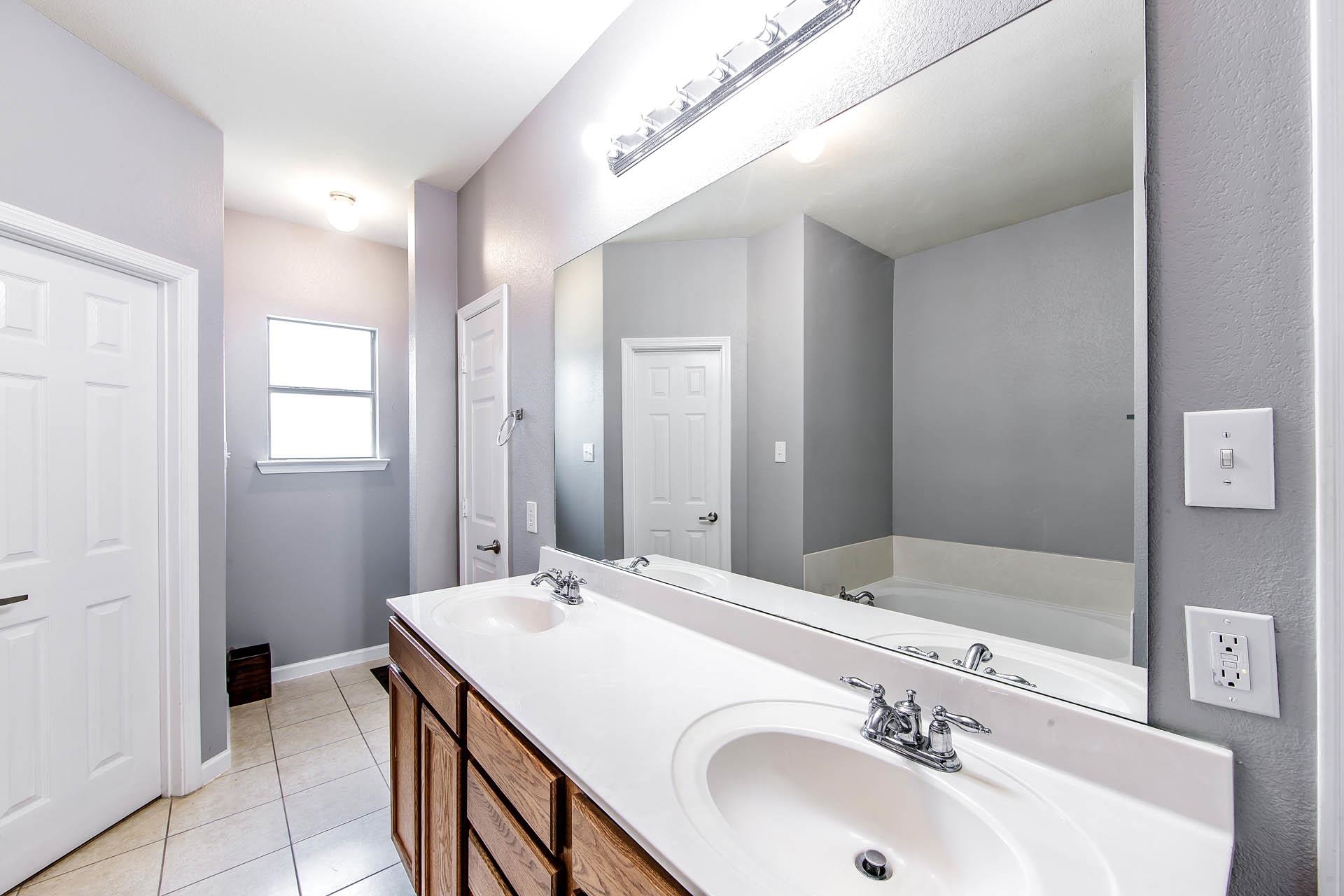 26286 Poplar Glen Dr