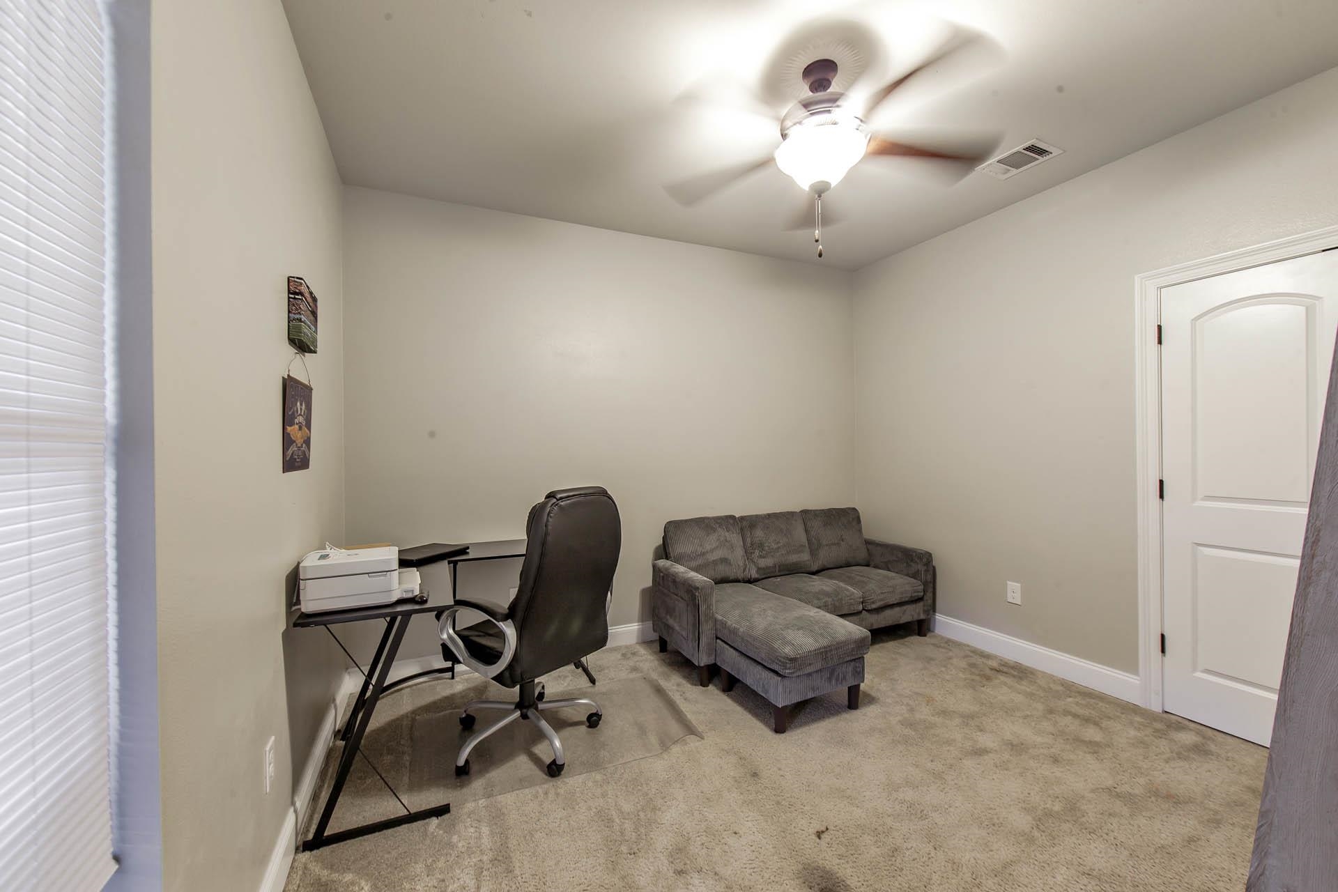317 Highland Oaks Ave