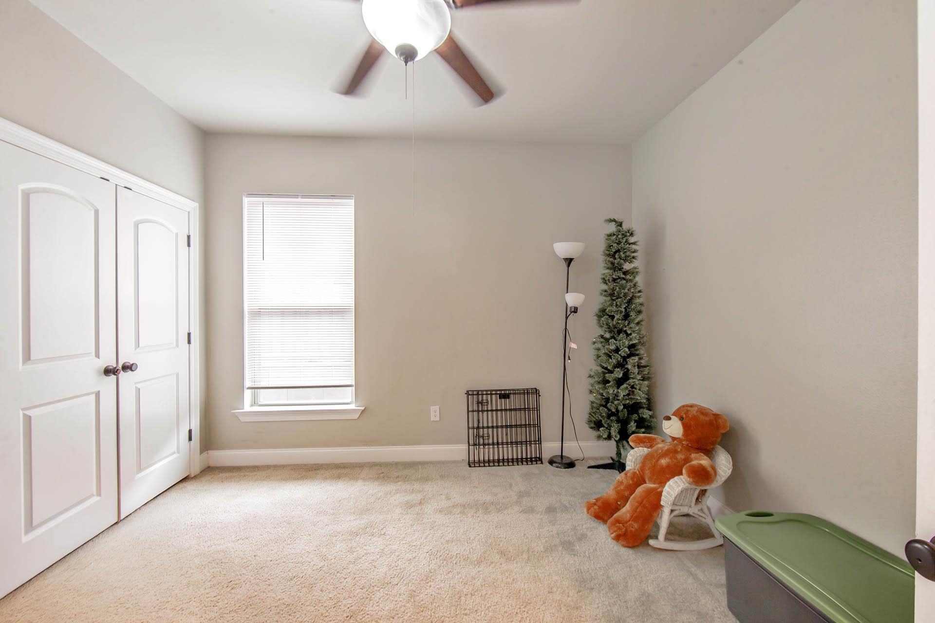 317 Highland Oaks Ave