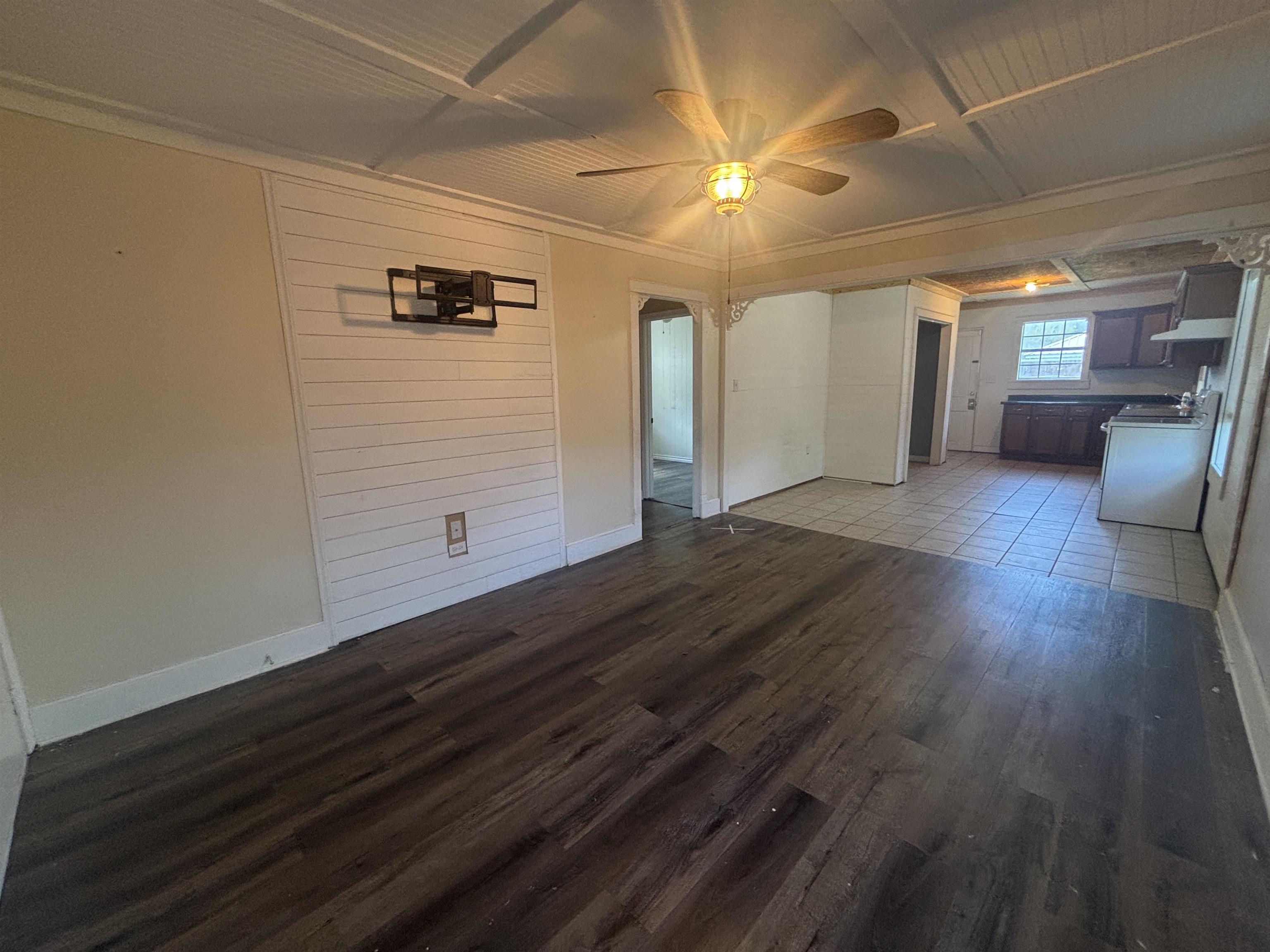 136 Catherine St