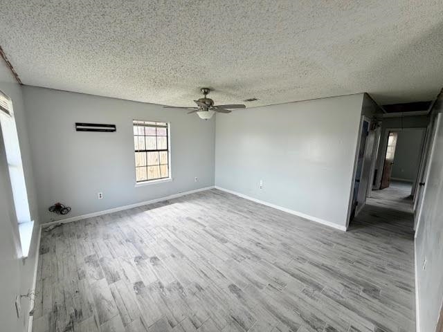 3728 Thomas Dr