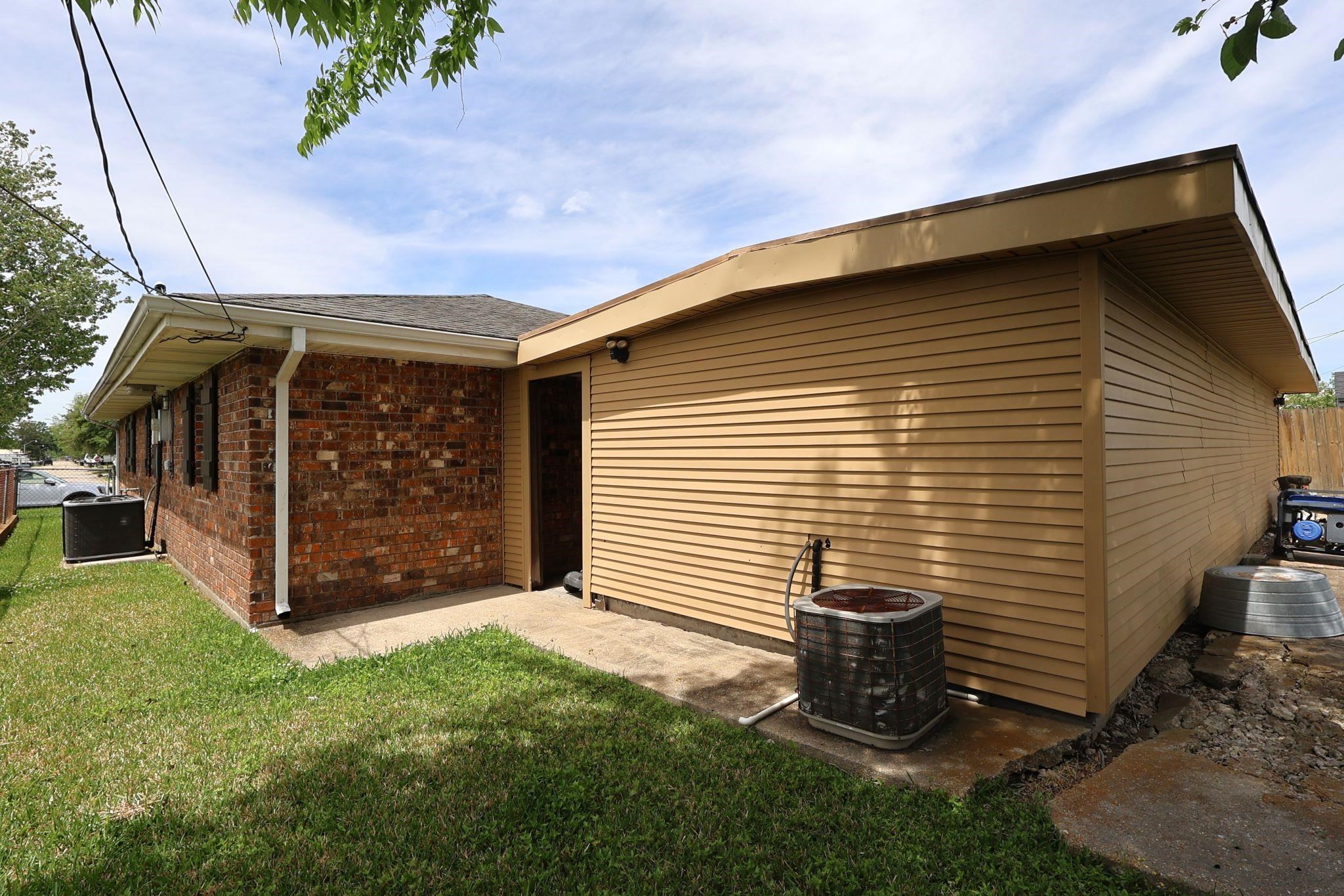 107 Fairmont Dr