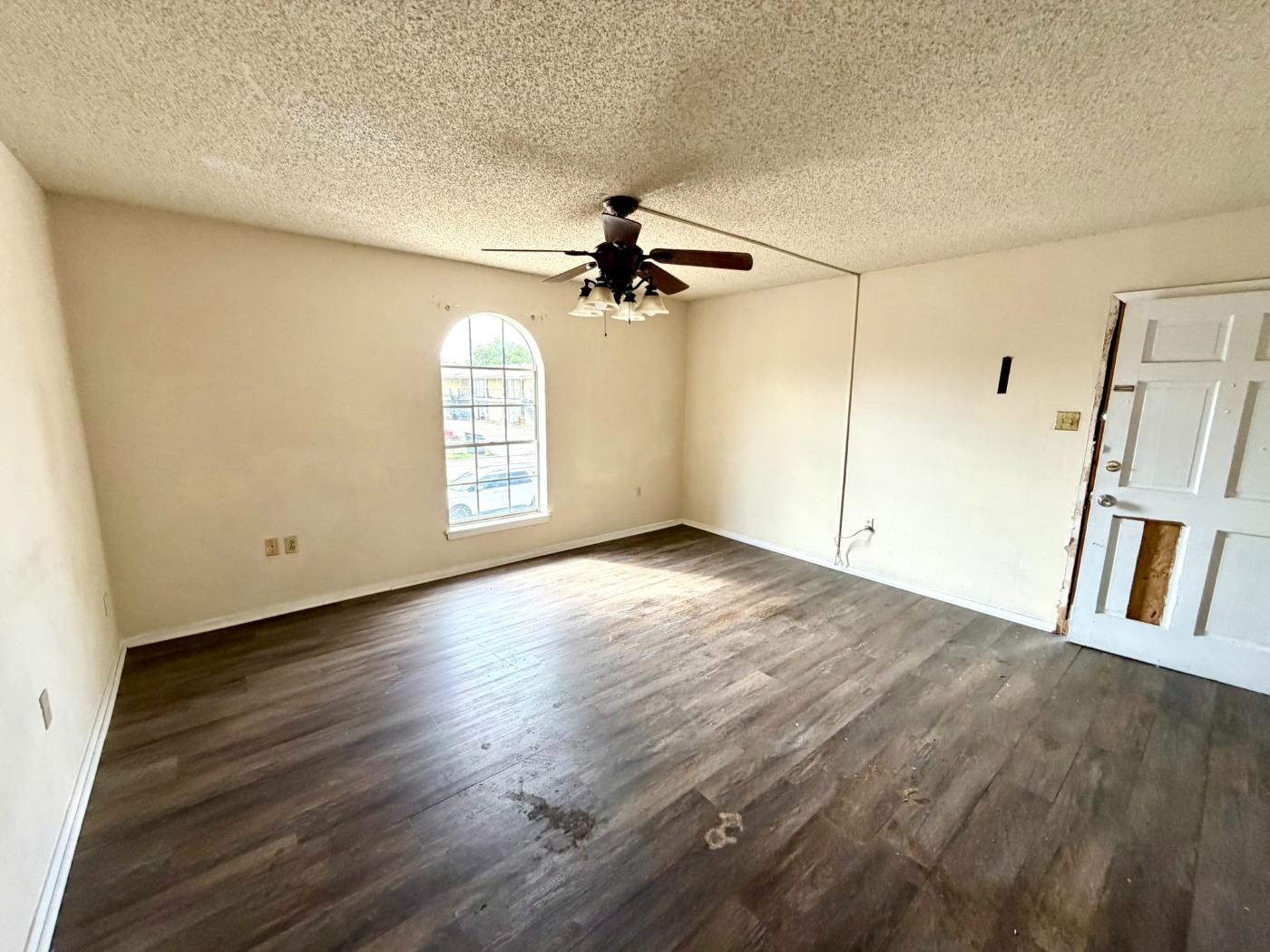 4707 Tigerland Ave