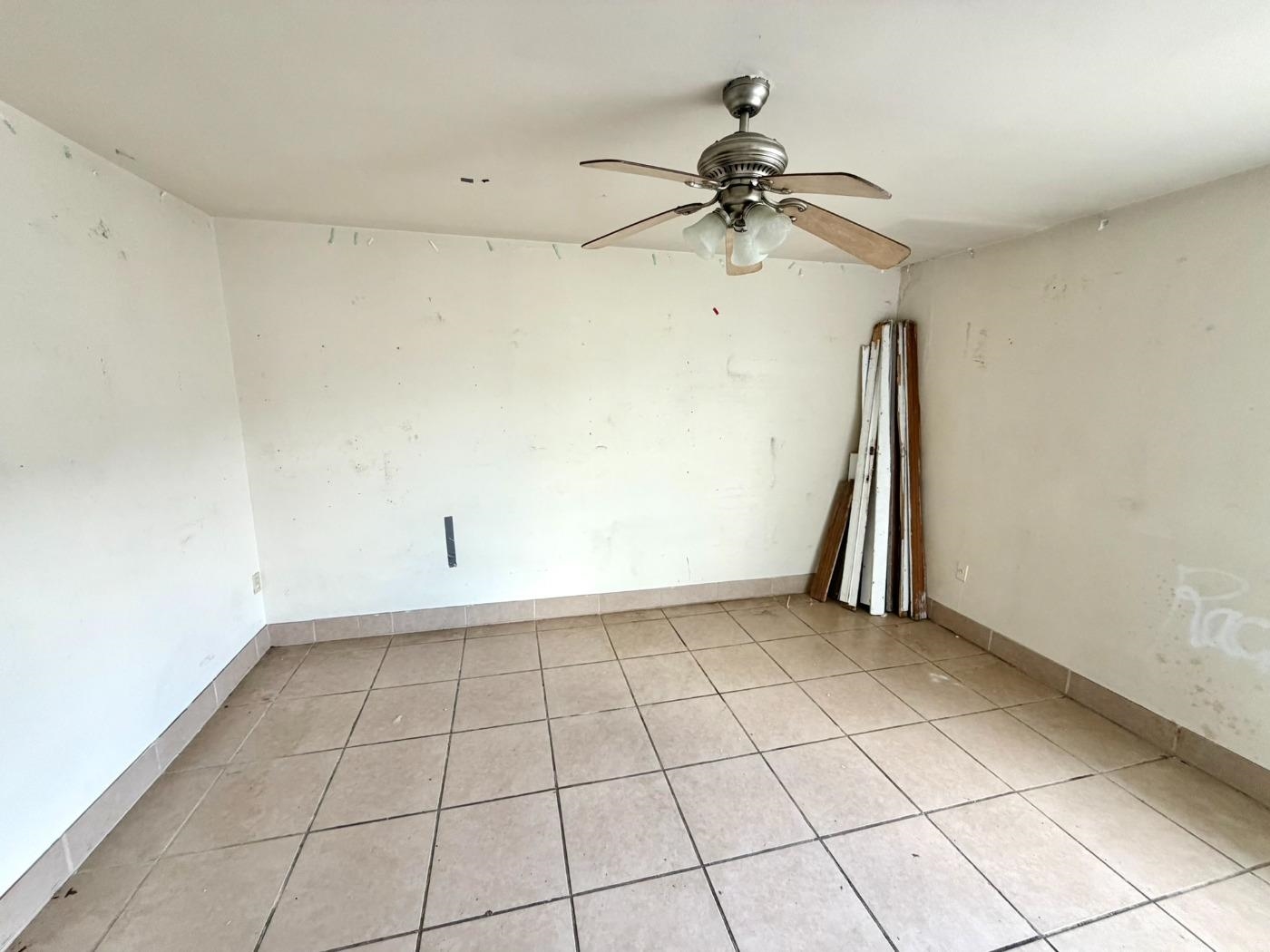 4707 Tigerland Ave