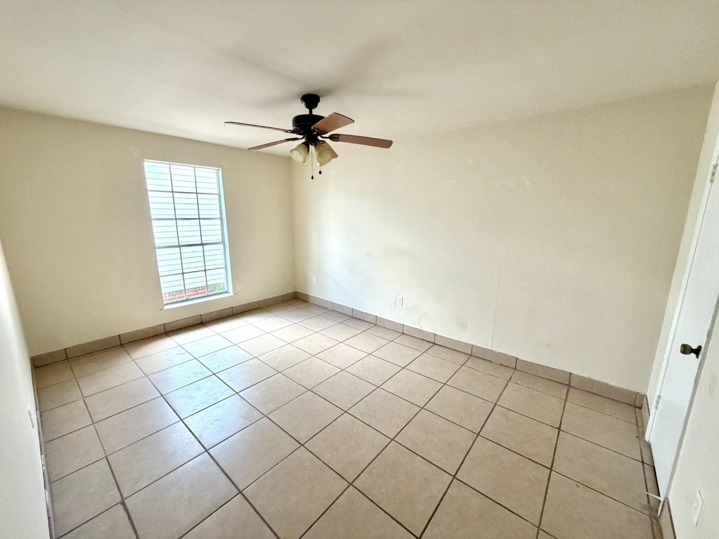 4707 Tigerland Ave