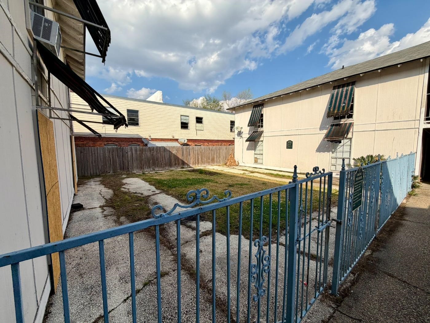 4707 Tigerland Ave