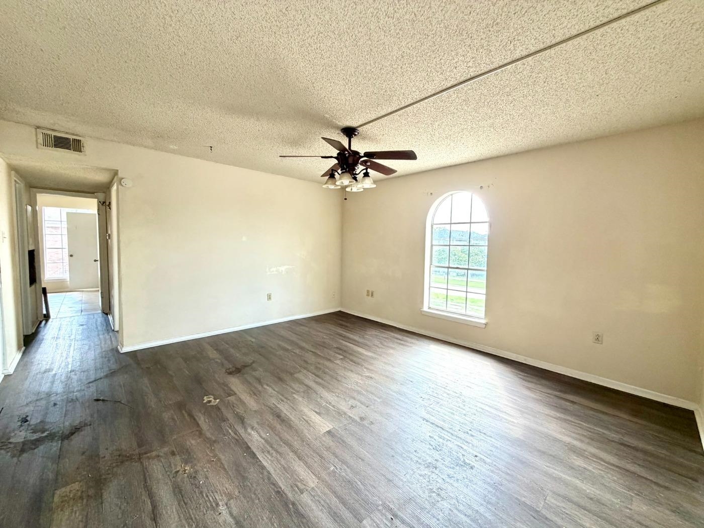 4707 Tigerland Ave