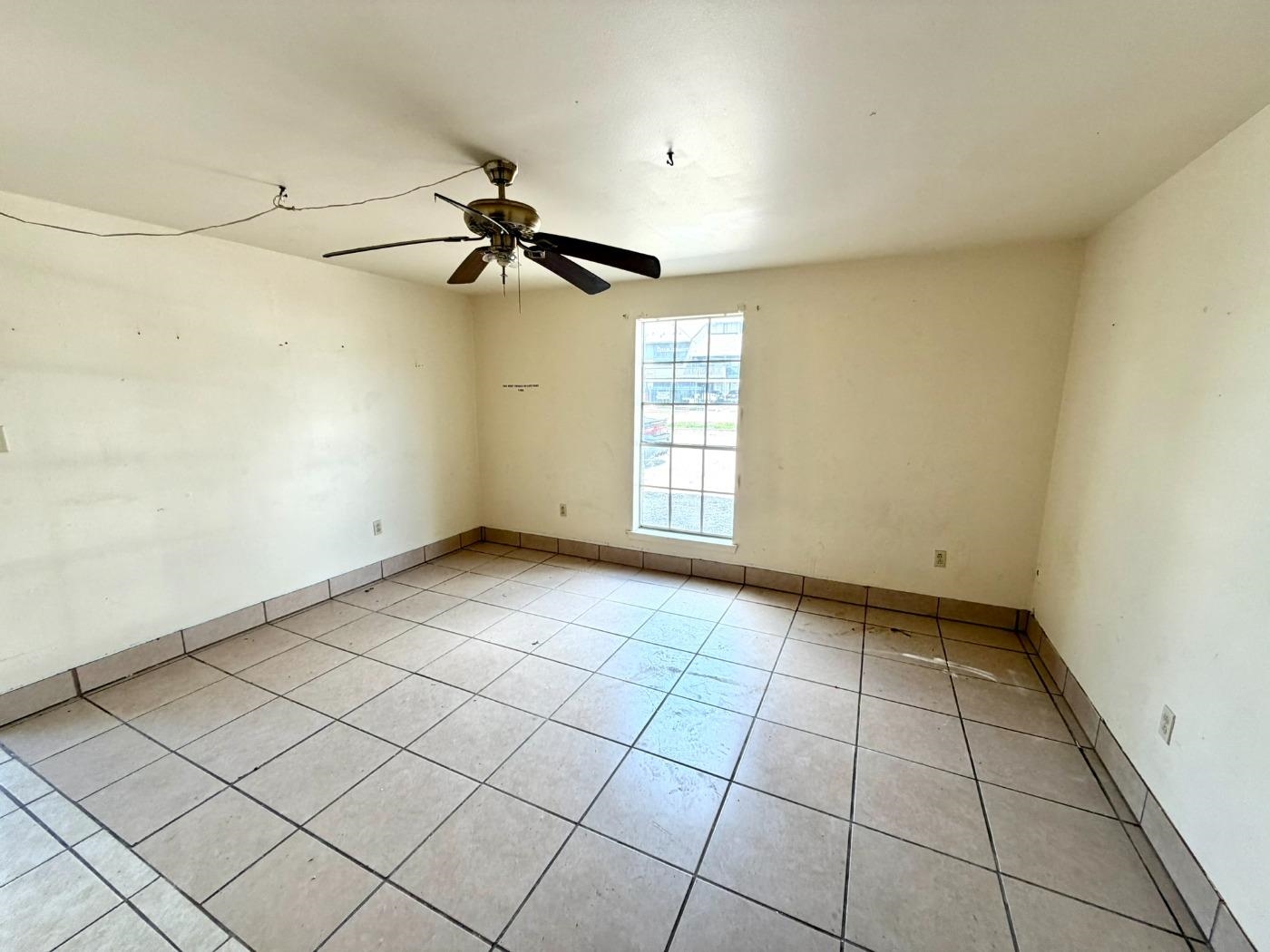 4707 Tigerland Ave