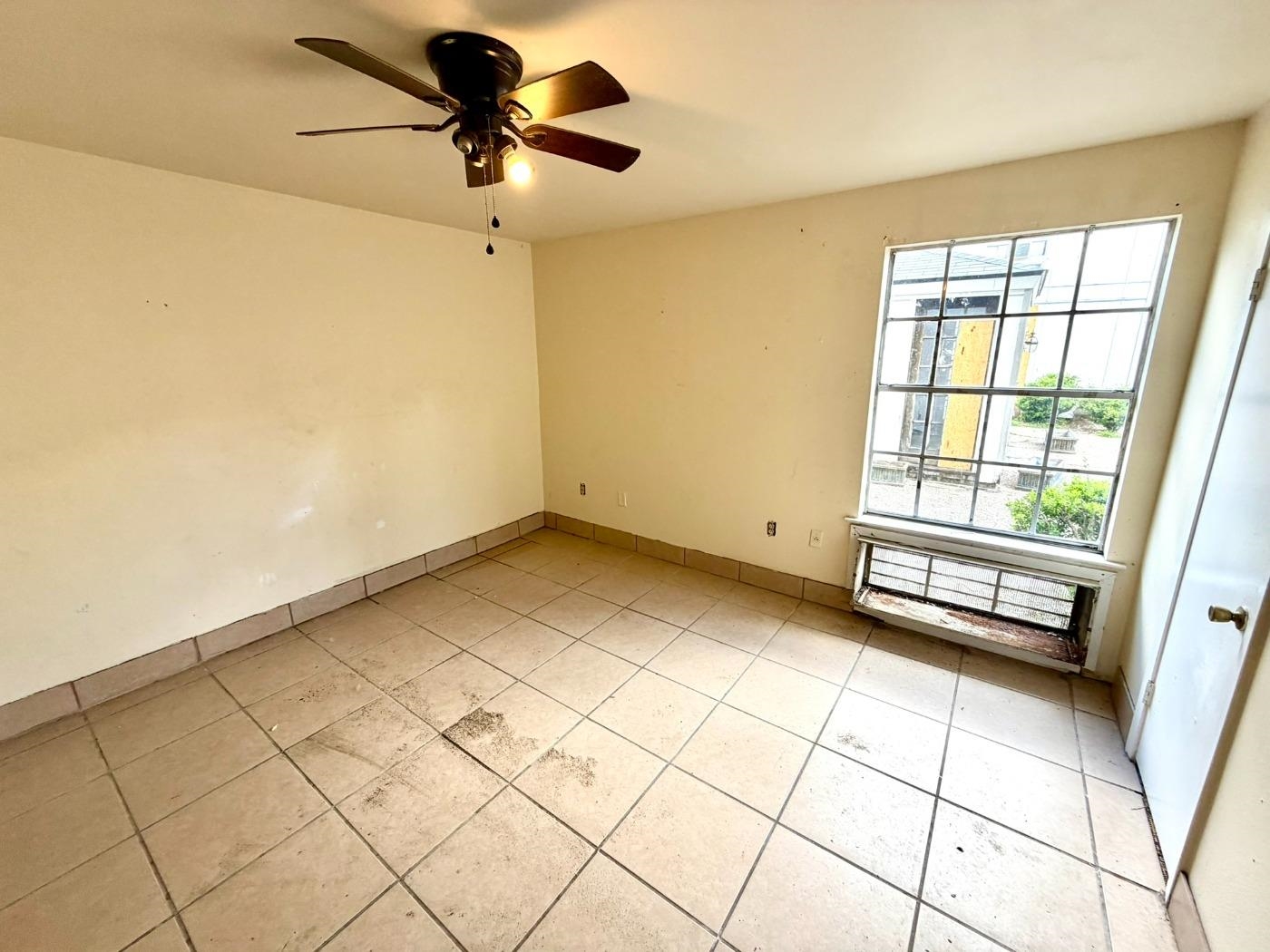 4707 Tigerland Ave