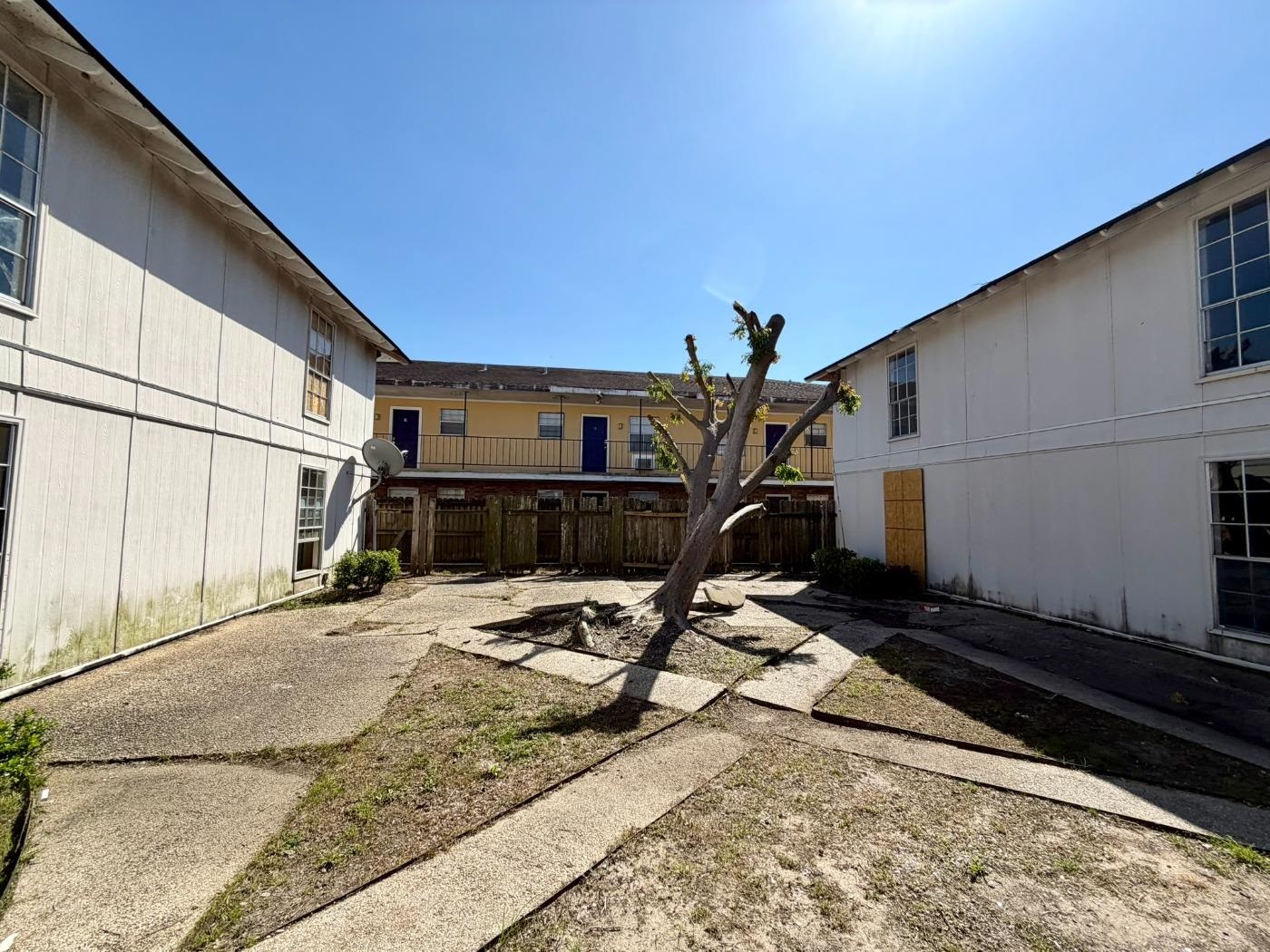 4707 Tigerland Ave