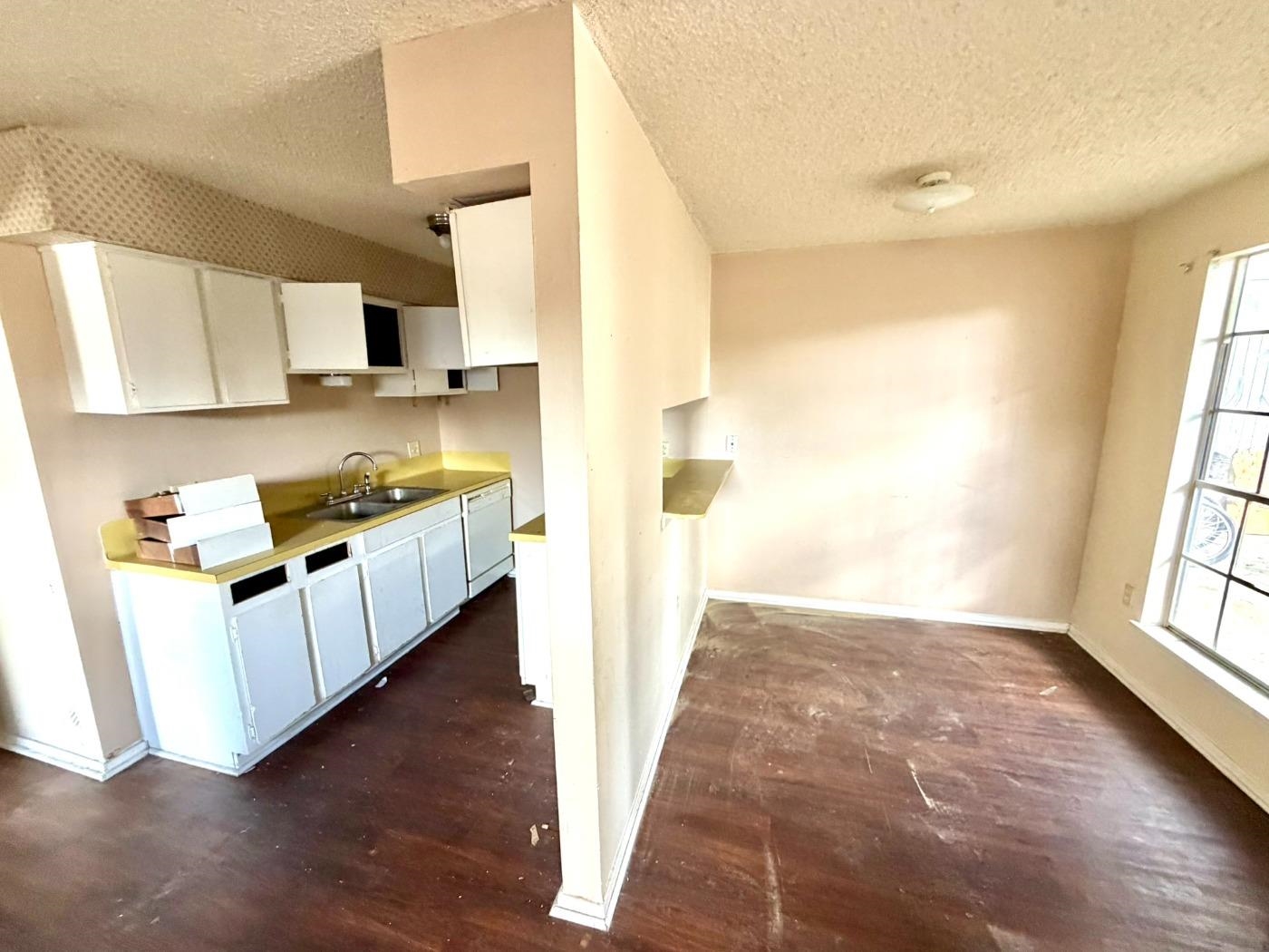 4707 Tigerland Ave
