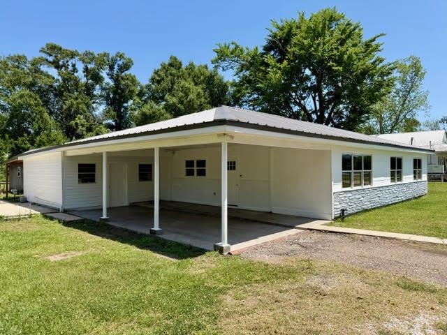 857 Highway 55