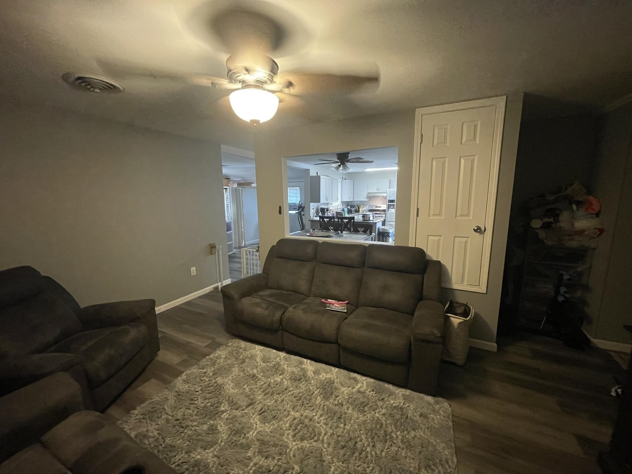 1748 Acadian Dr
