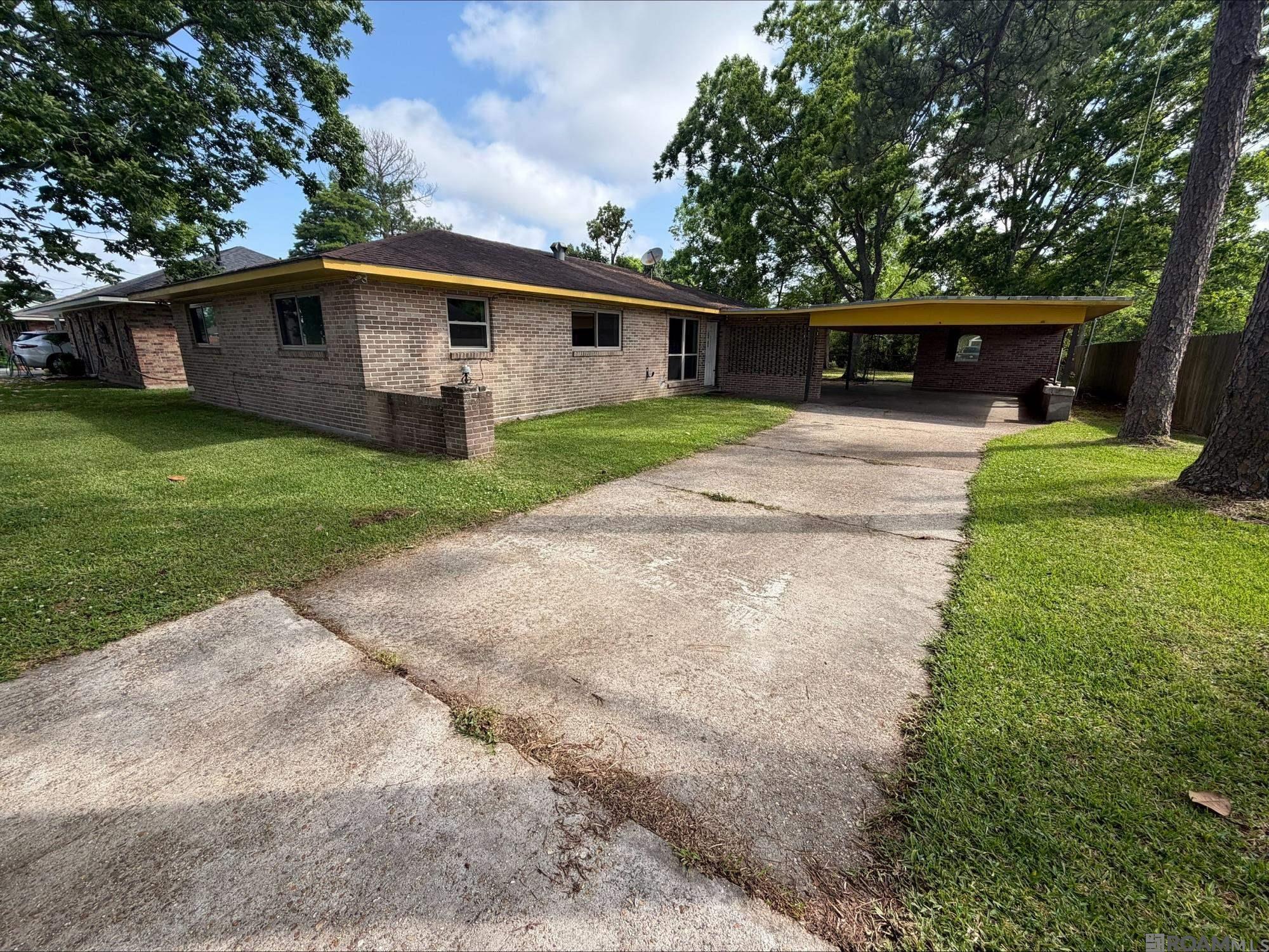 24675 Pecan Place Dr