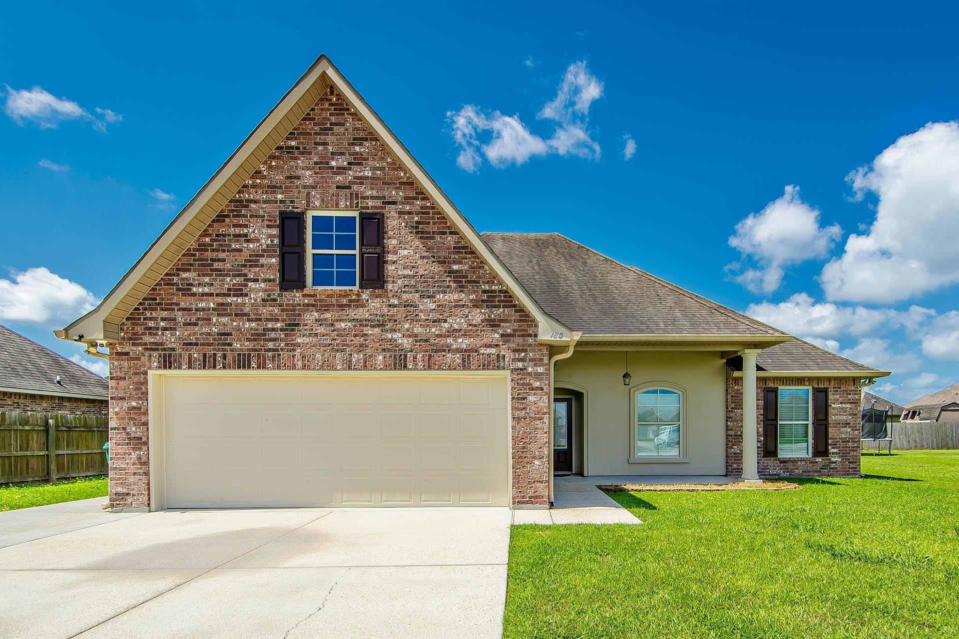 180 Carriage Way