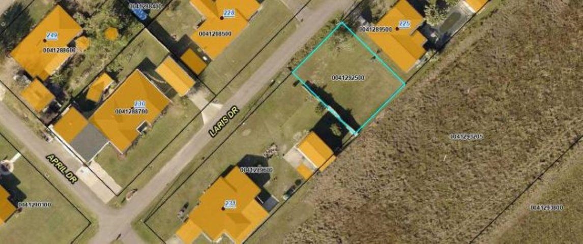 LOT 13, BLK 8 Laris Dr