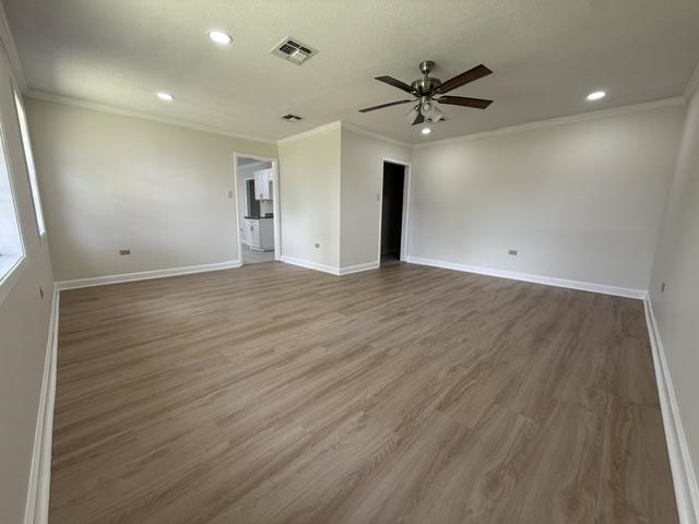411 Lee Dr