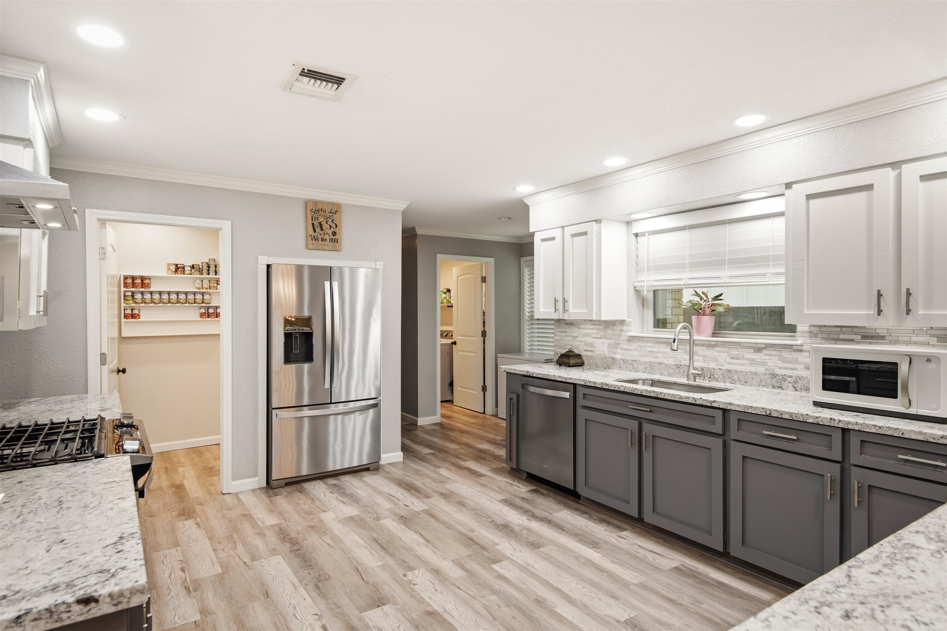 102 Highland Dr
