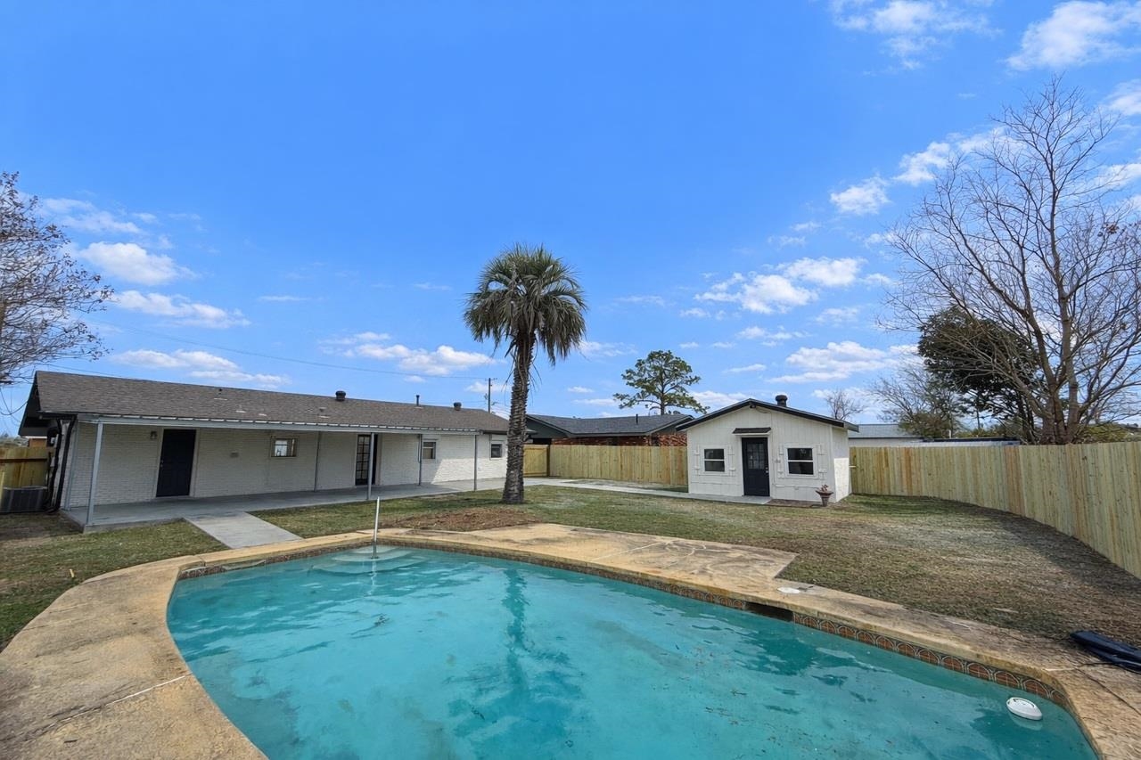 207 Bellaire Drive