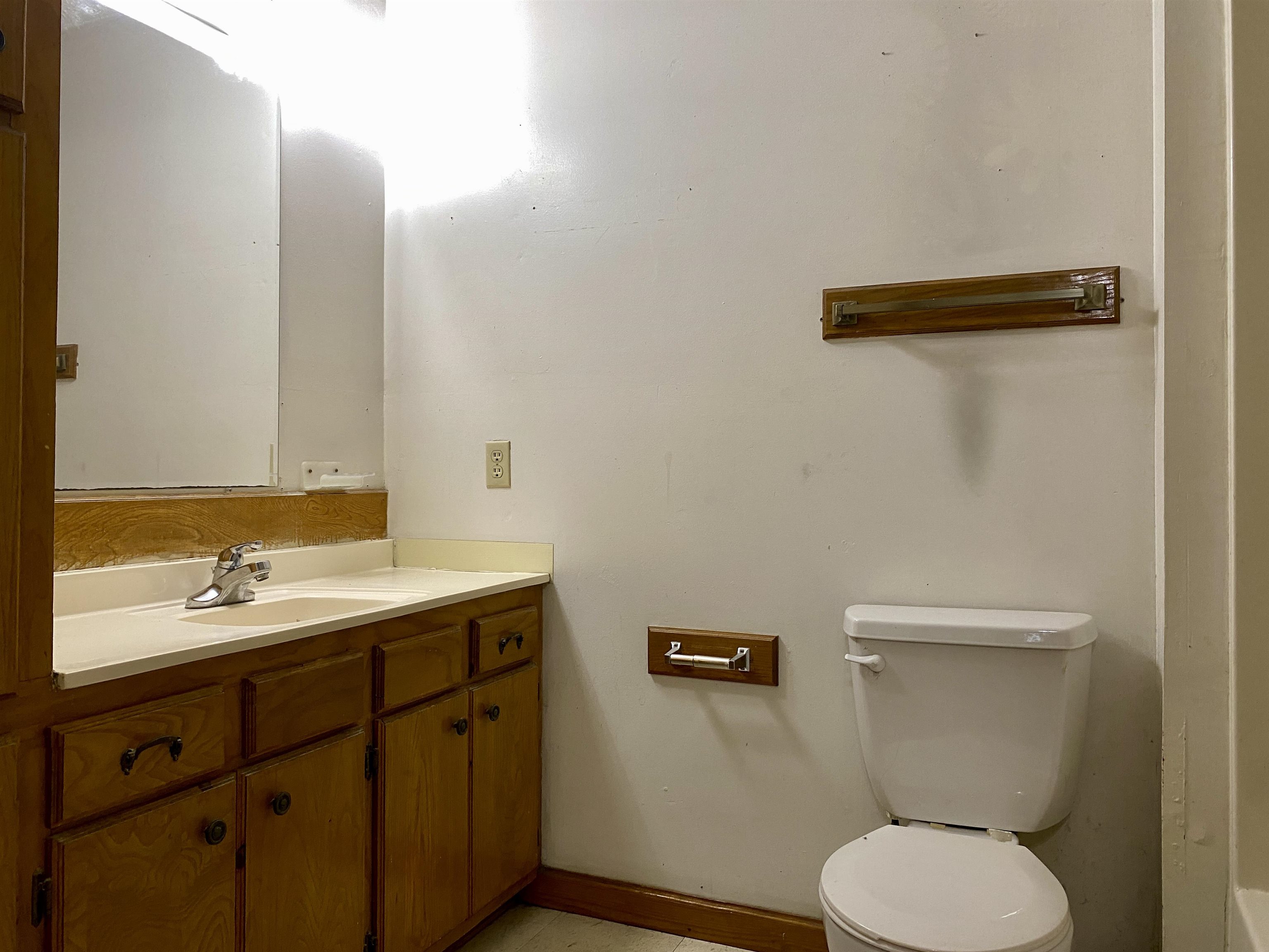 603 David St