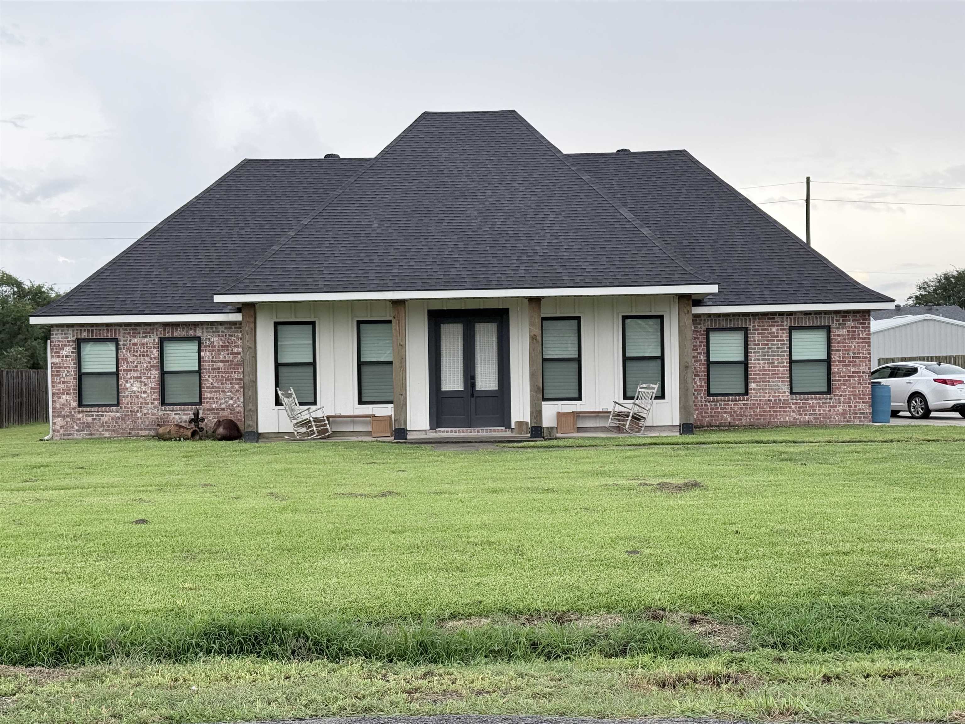 163 Chase Dr