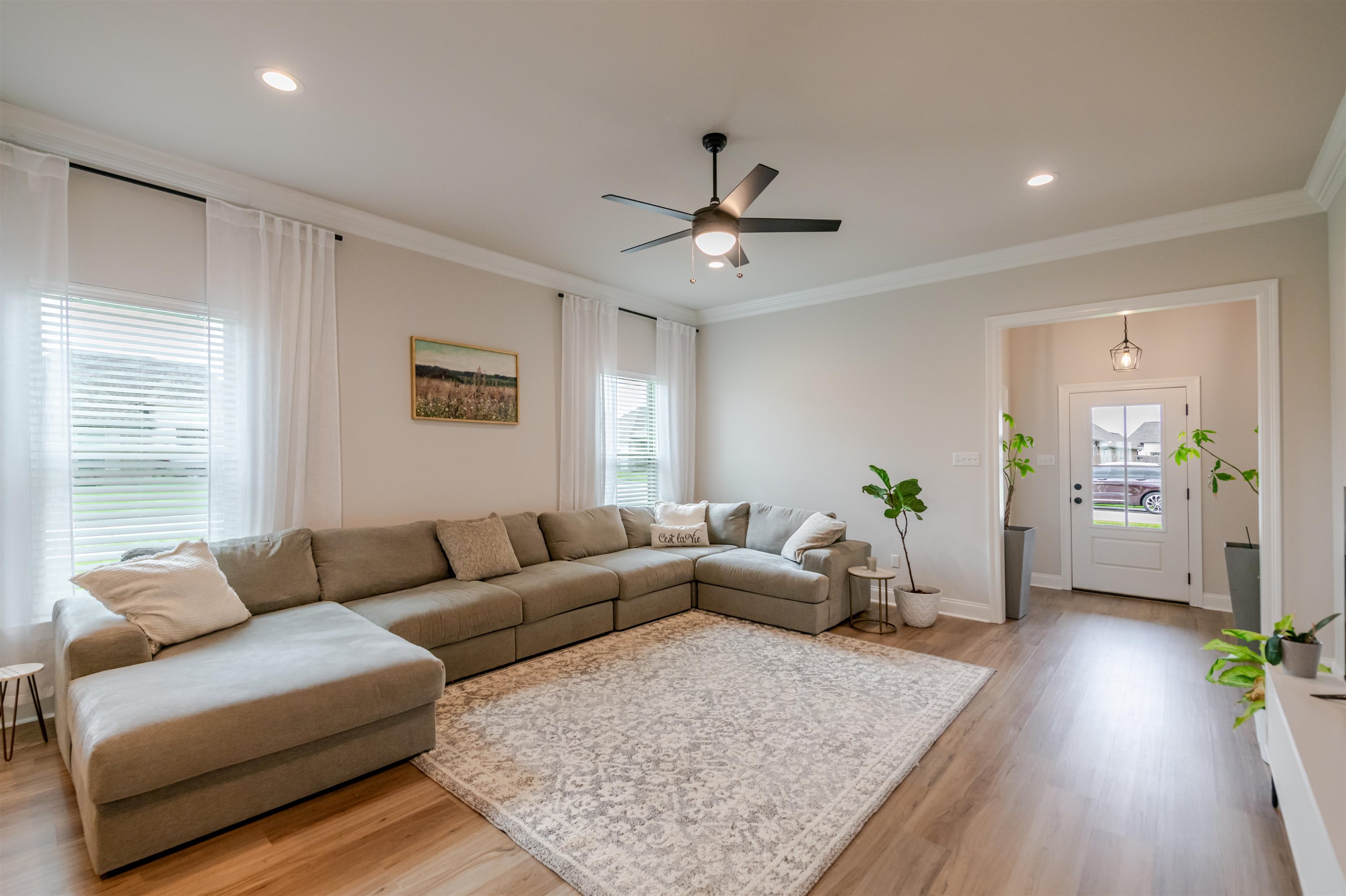 295 Peacock Pointe