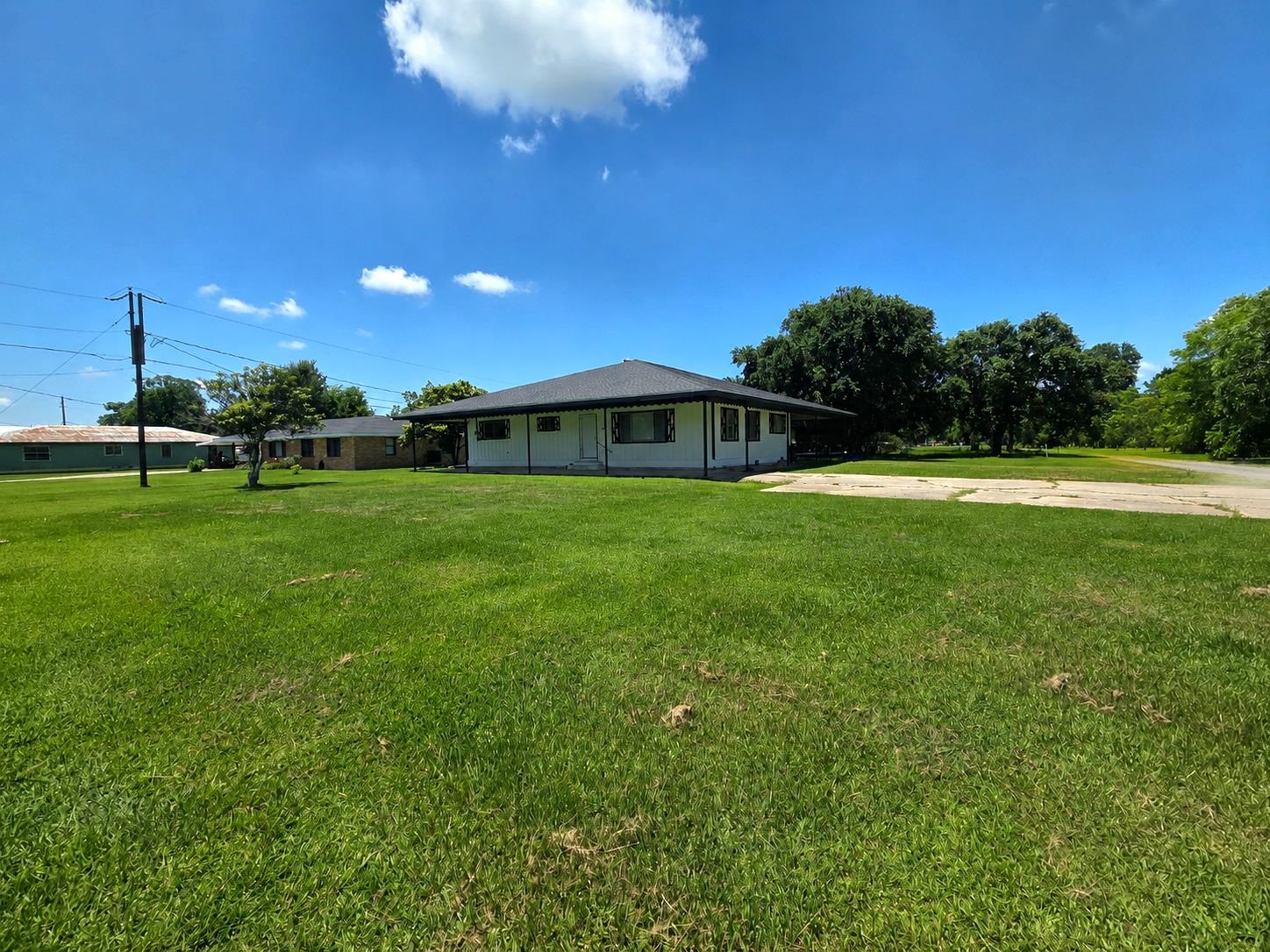 1128 Highway 665