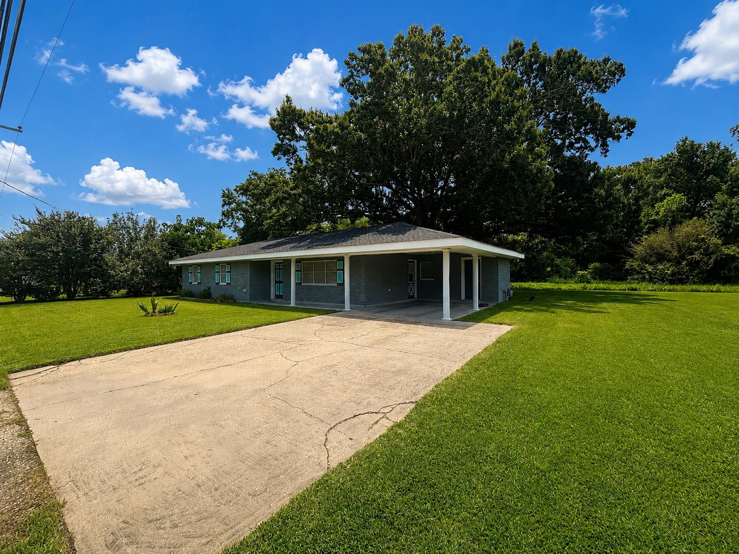 320 Ozia Skyline Drive
