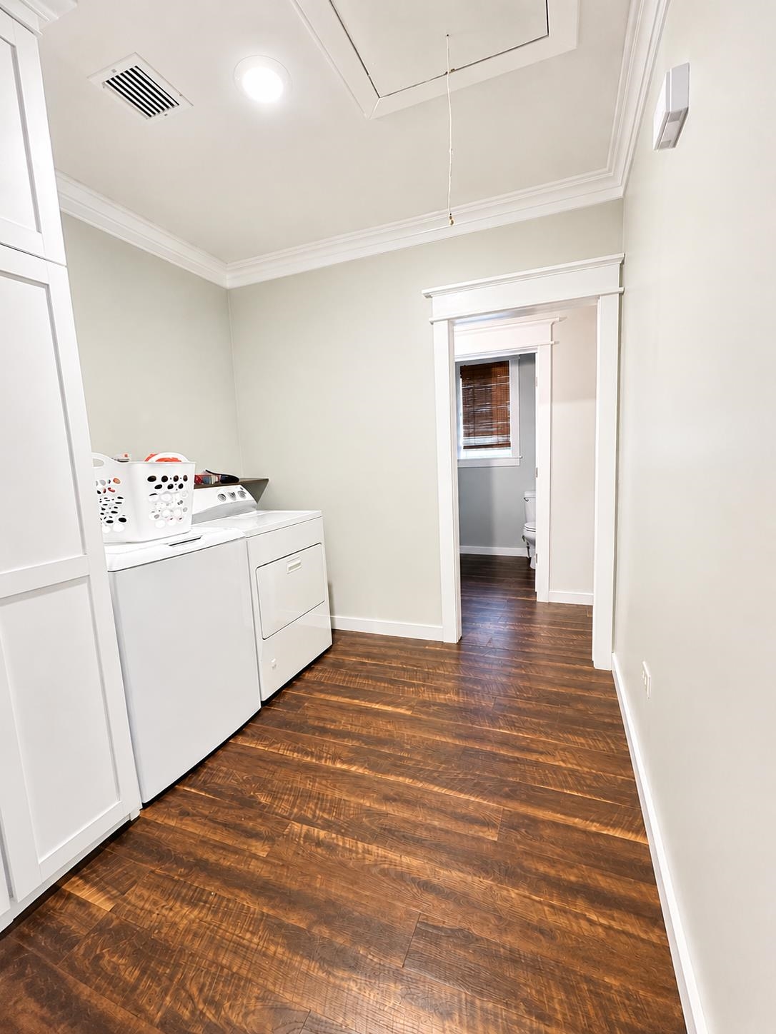 146 W 4th St