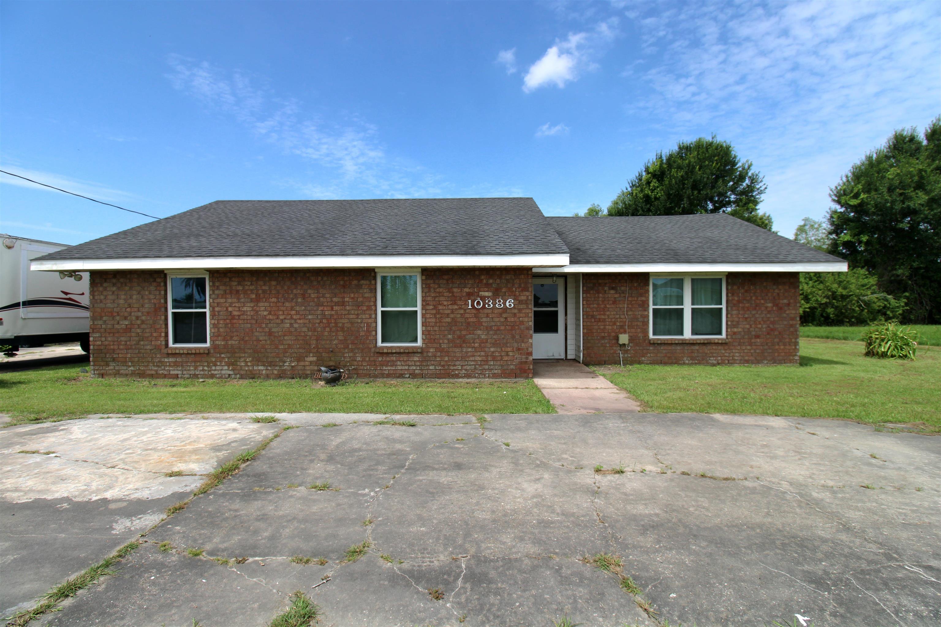 10386 East Park Ave