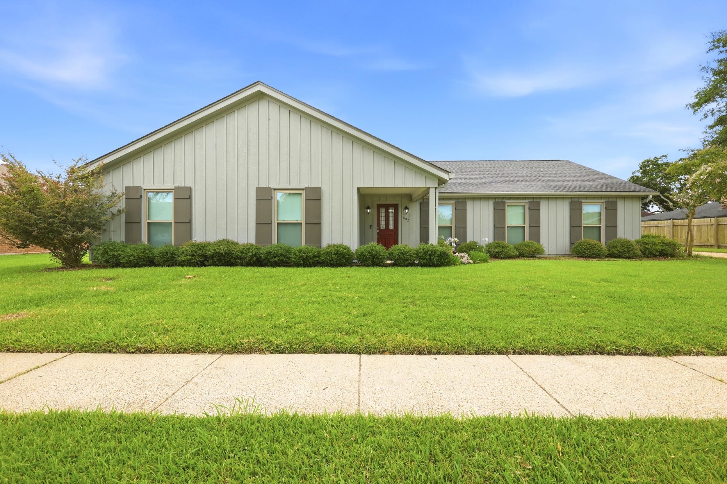 502 Summerfield Dr