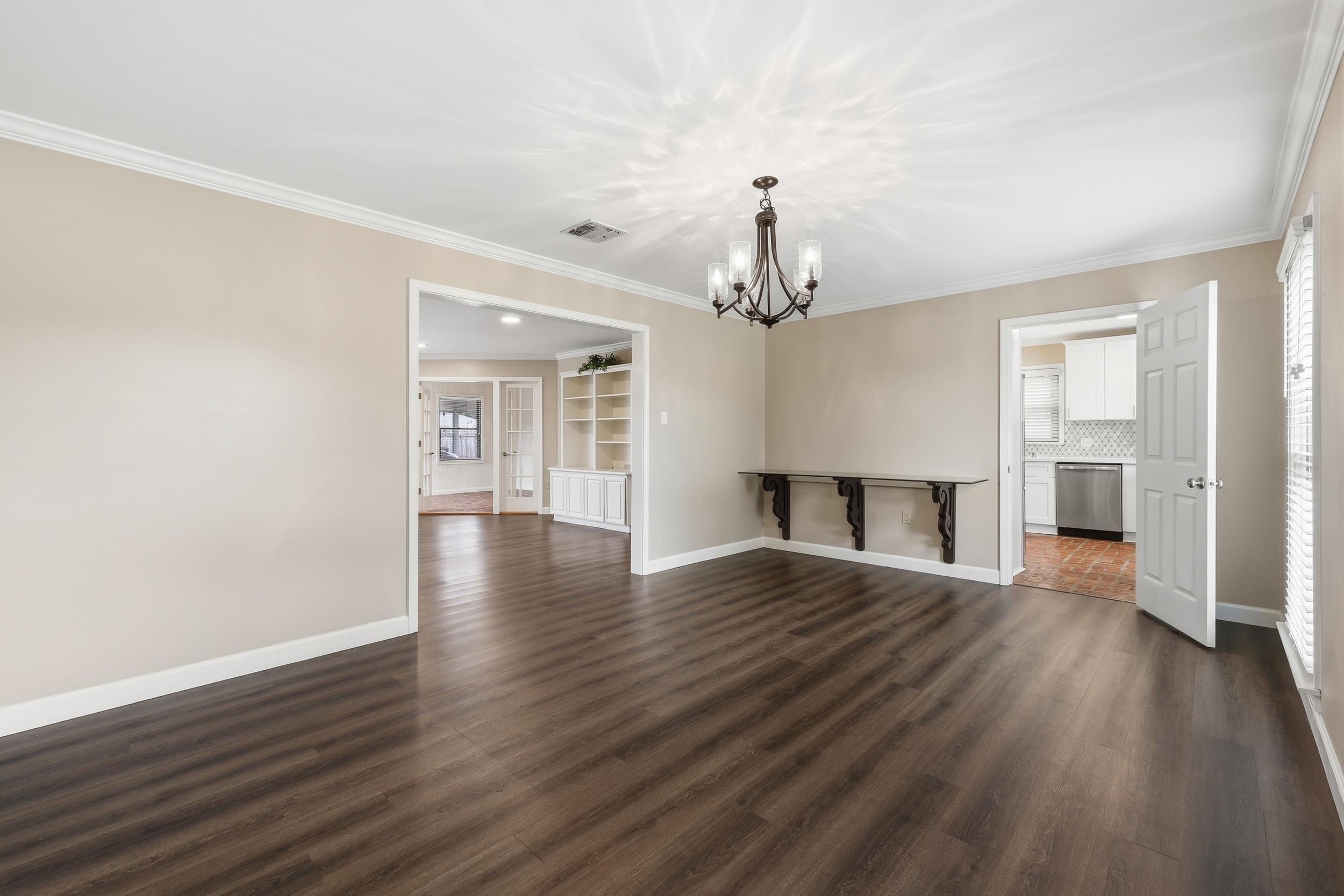 502 Summerfield Dr