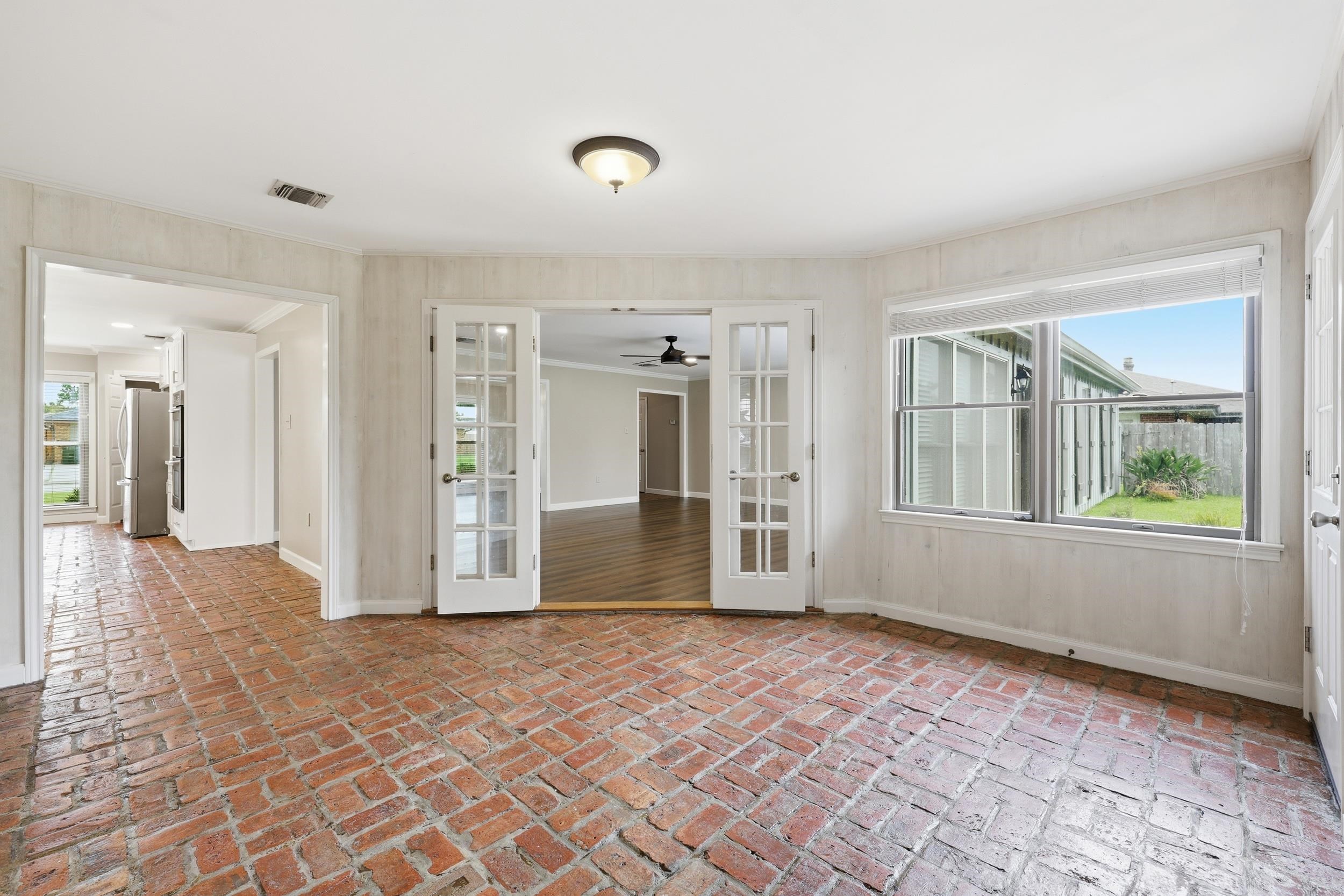 502 Summerfield Dr