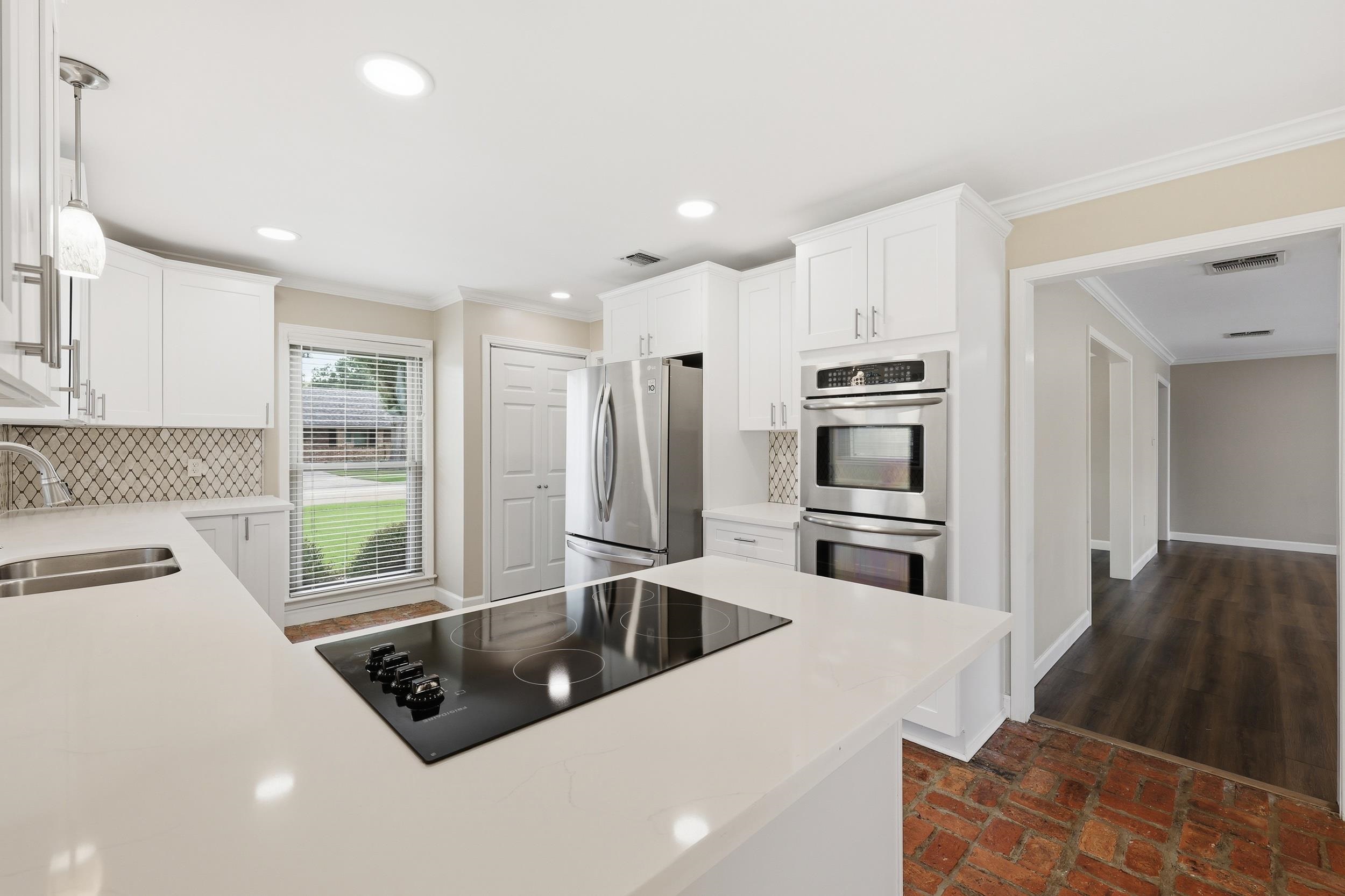 502 Summerfield Dr