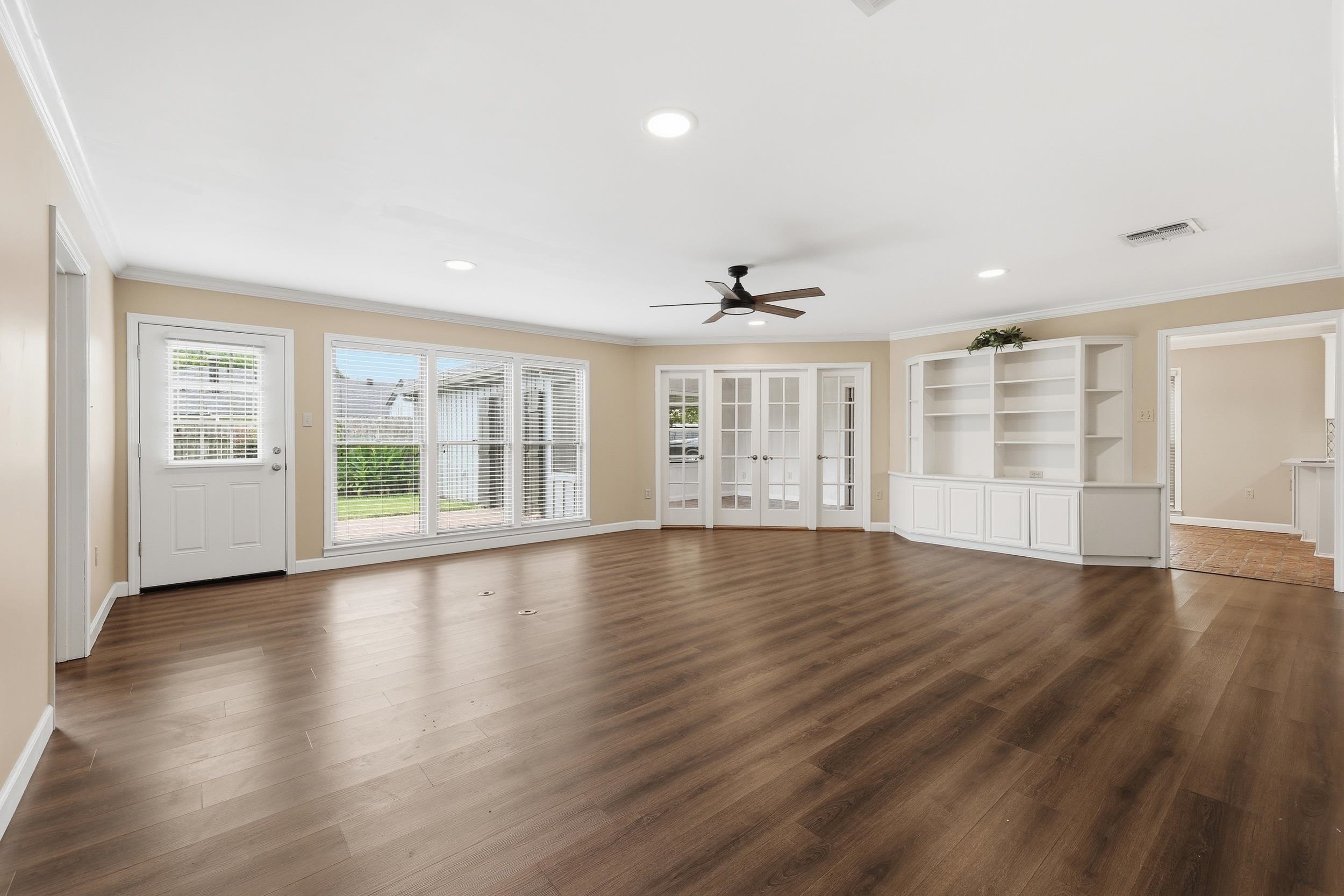 502 Summerfield Dr