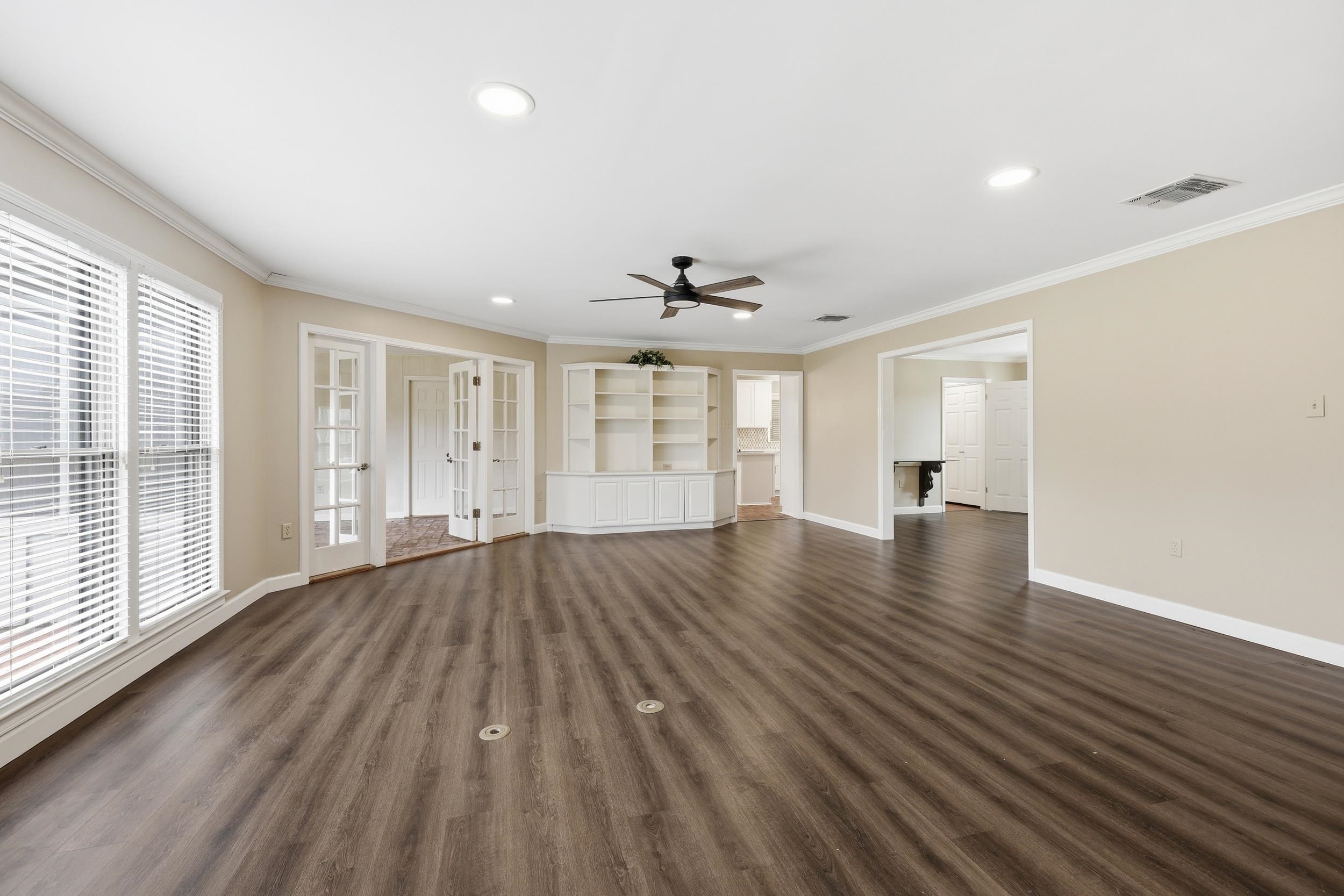 502 Summerfield Dr