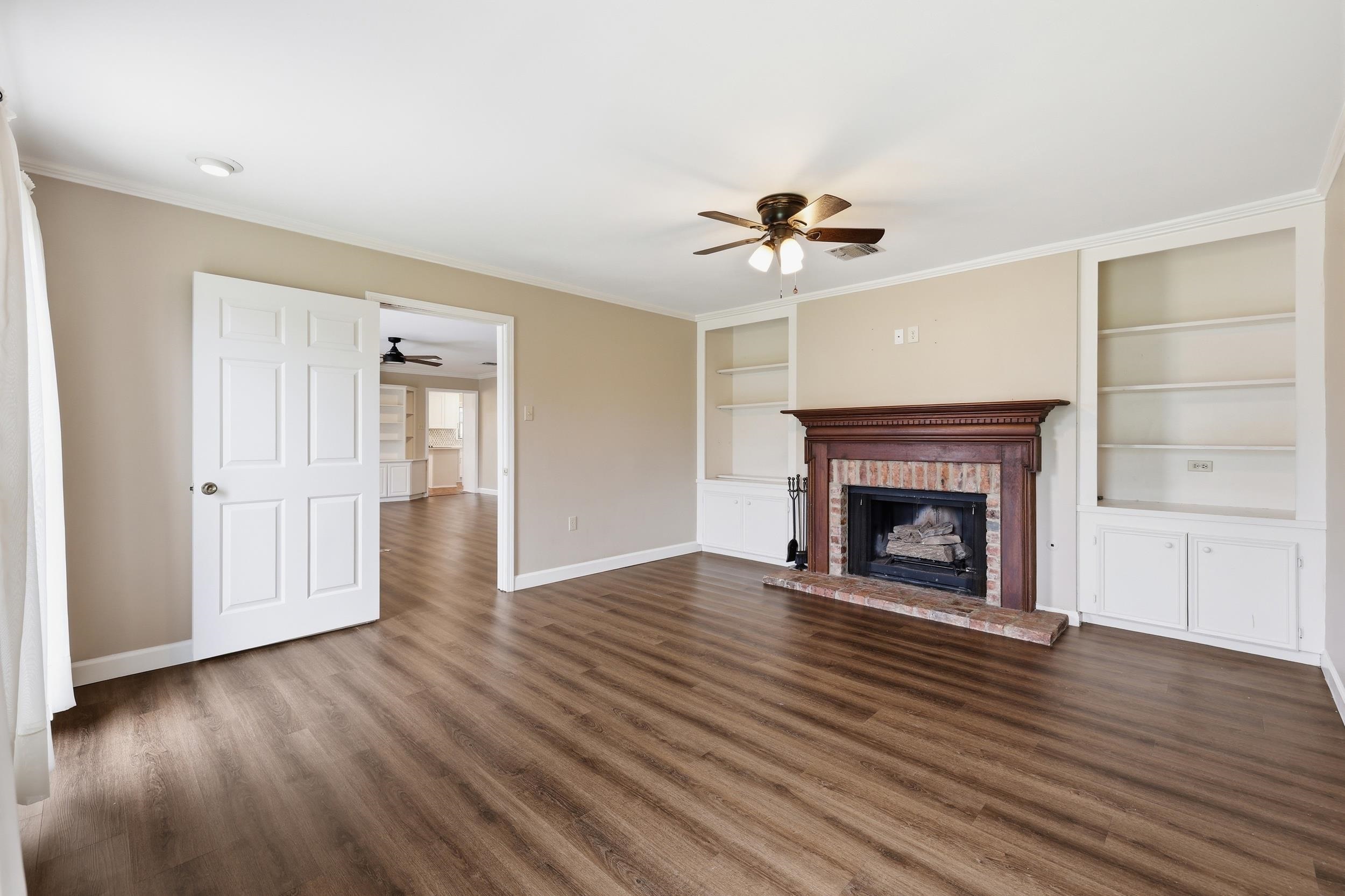 502 Summerfield Dr