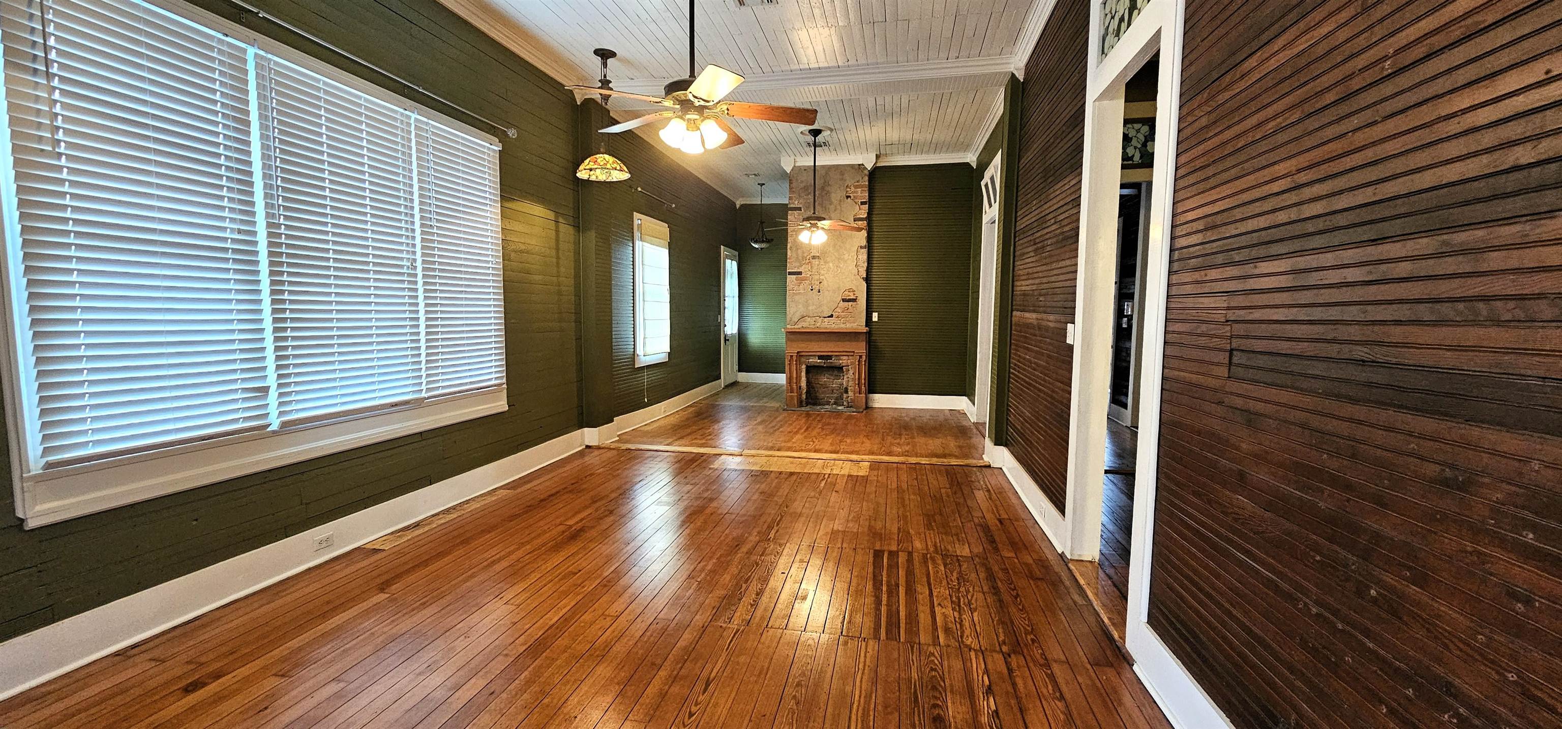 516 Iberville