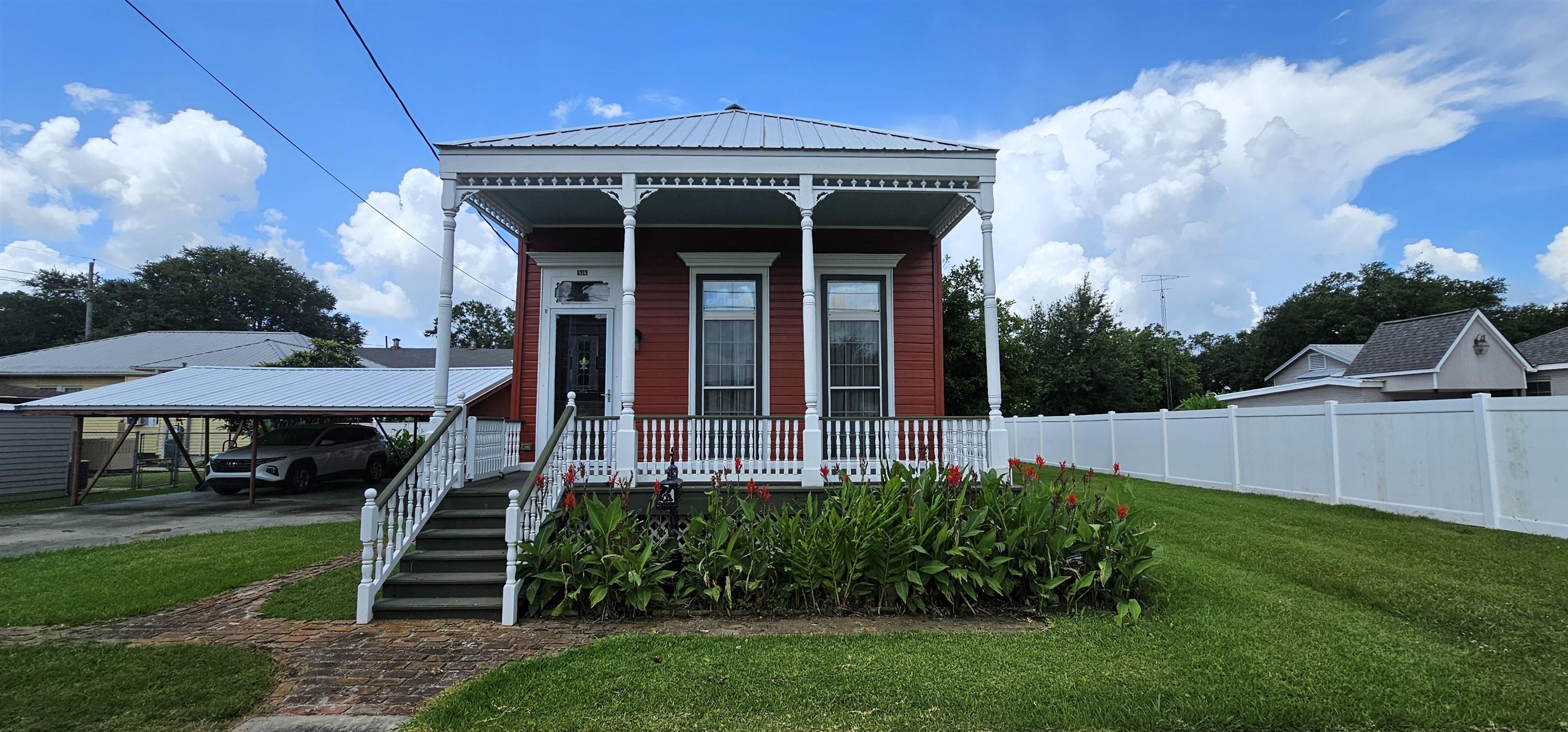 516 Iberville