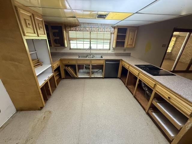 121 N Clausen Road
