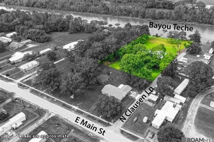 121 N Clausen Road